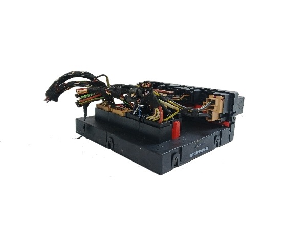 VW PASSAT B6 module unité de commande électronique uce BORDNETZ 3C0937049E
