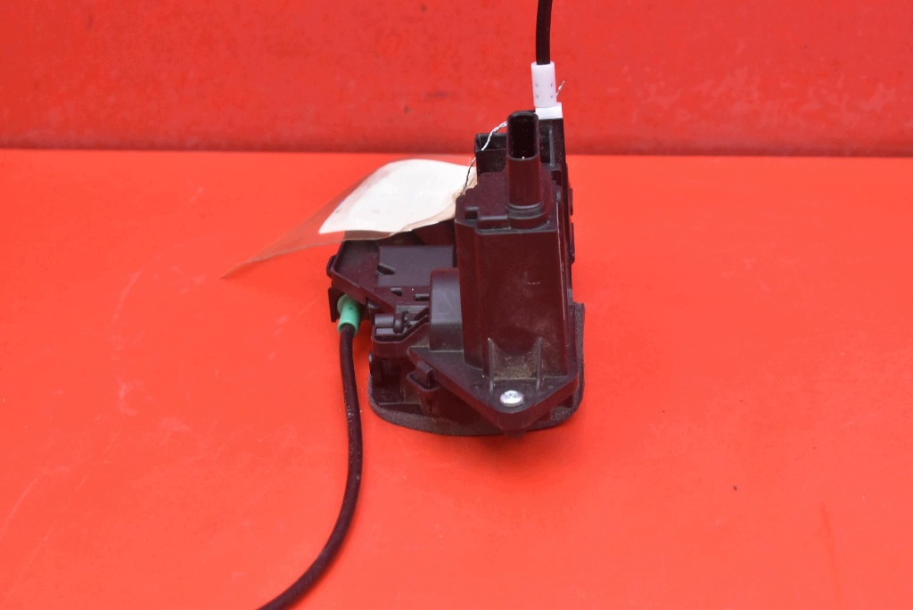 lock door left front front EU 31440997 VOLVO V60 2 II LIFT 23