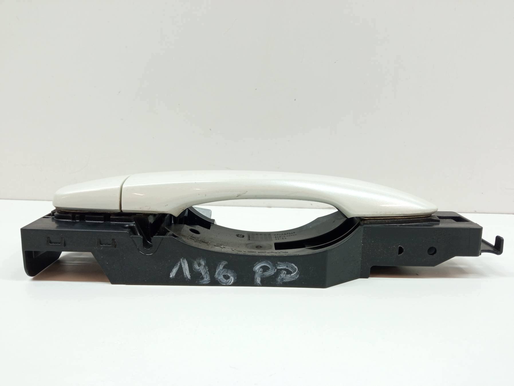 handle exterior right front QAB Nissan Qashqai II (2013-)