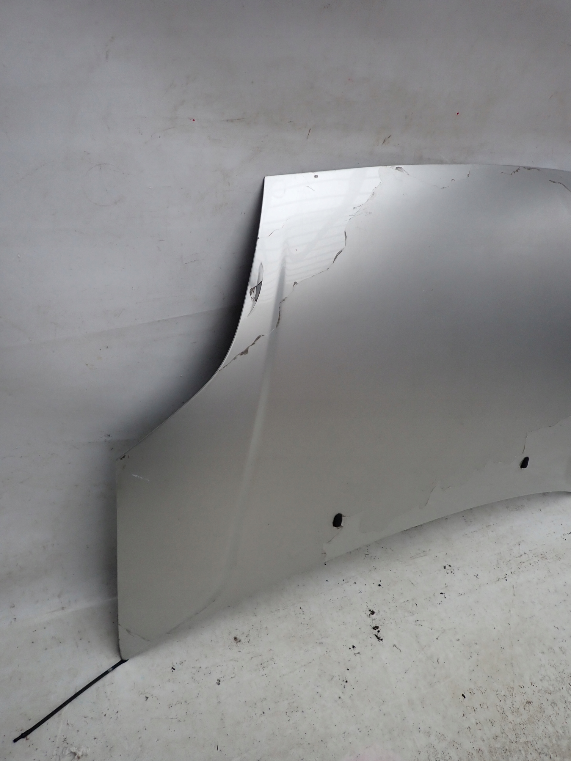FORD FIESTA V MK6 02- Capot