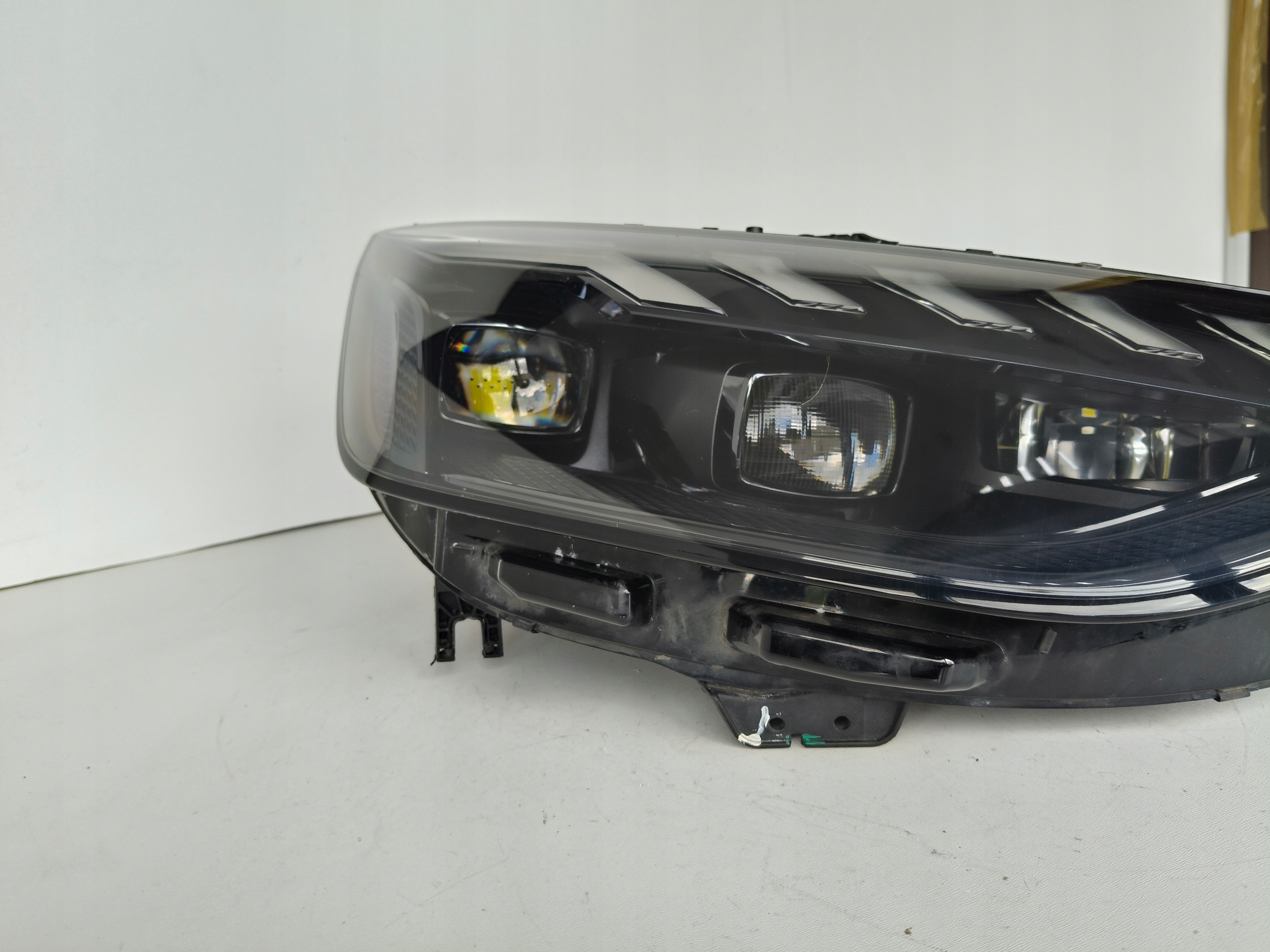 light right REFLEKTOR AUDI A4 RS4 B9 8W 8W0 19- LIFT FULL LED MATRIX CIEMNA