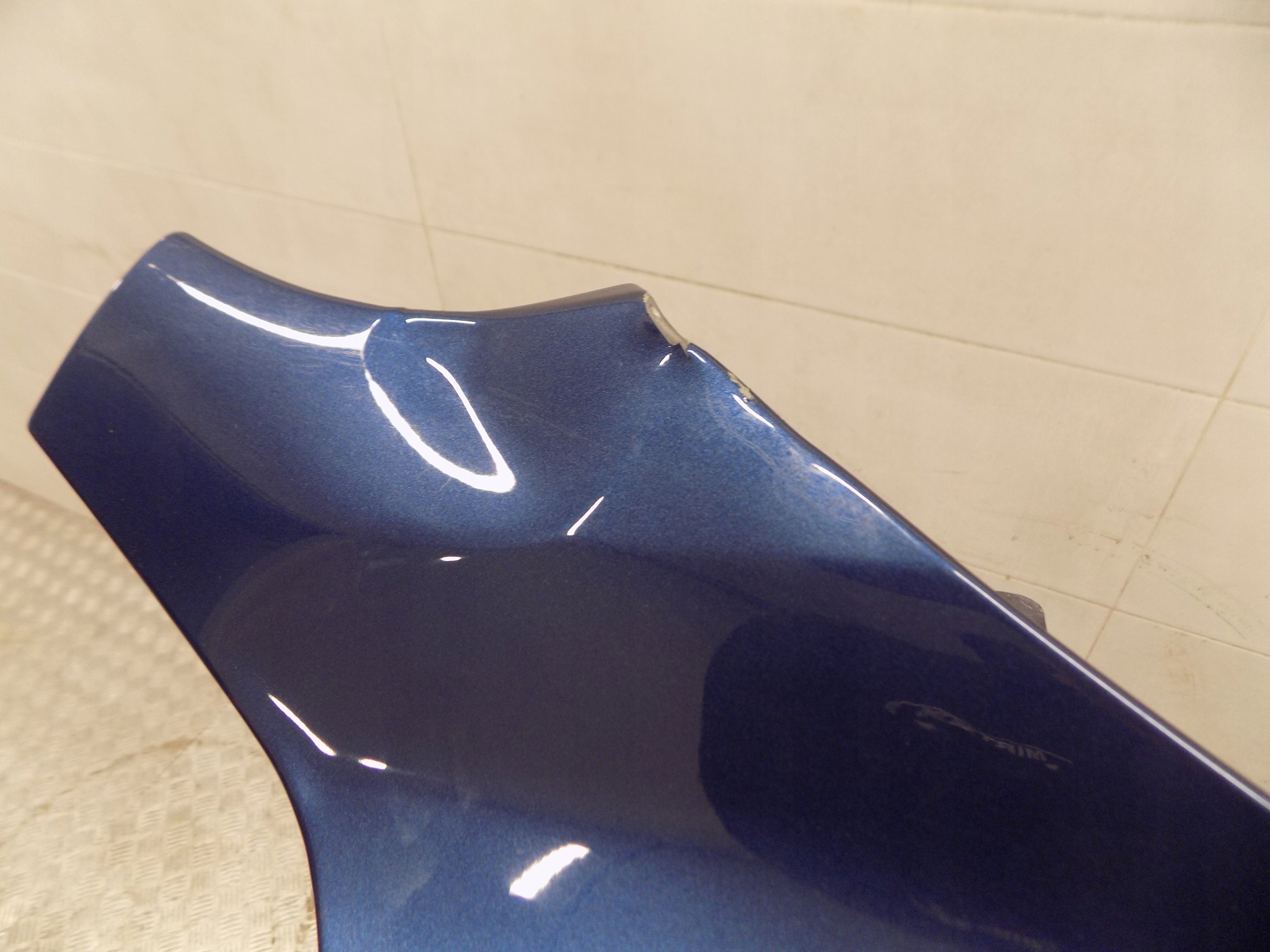 BMW 1 F40 fender right front front C1M