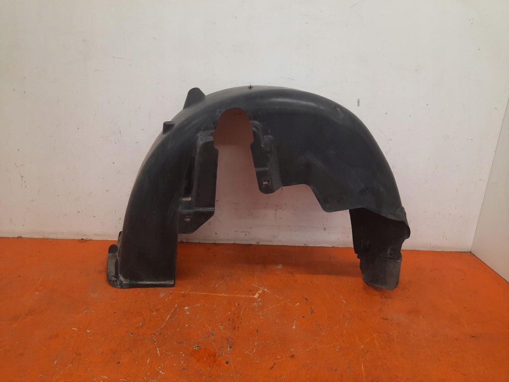 SKODA oe 657810969 подкрылки SCALA