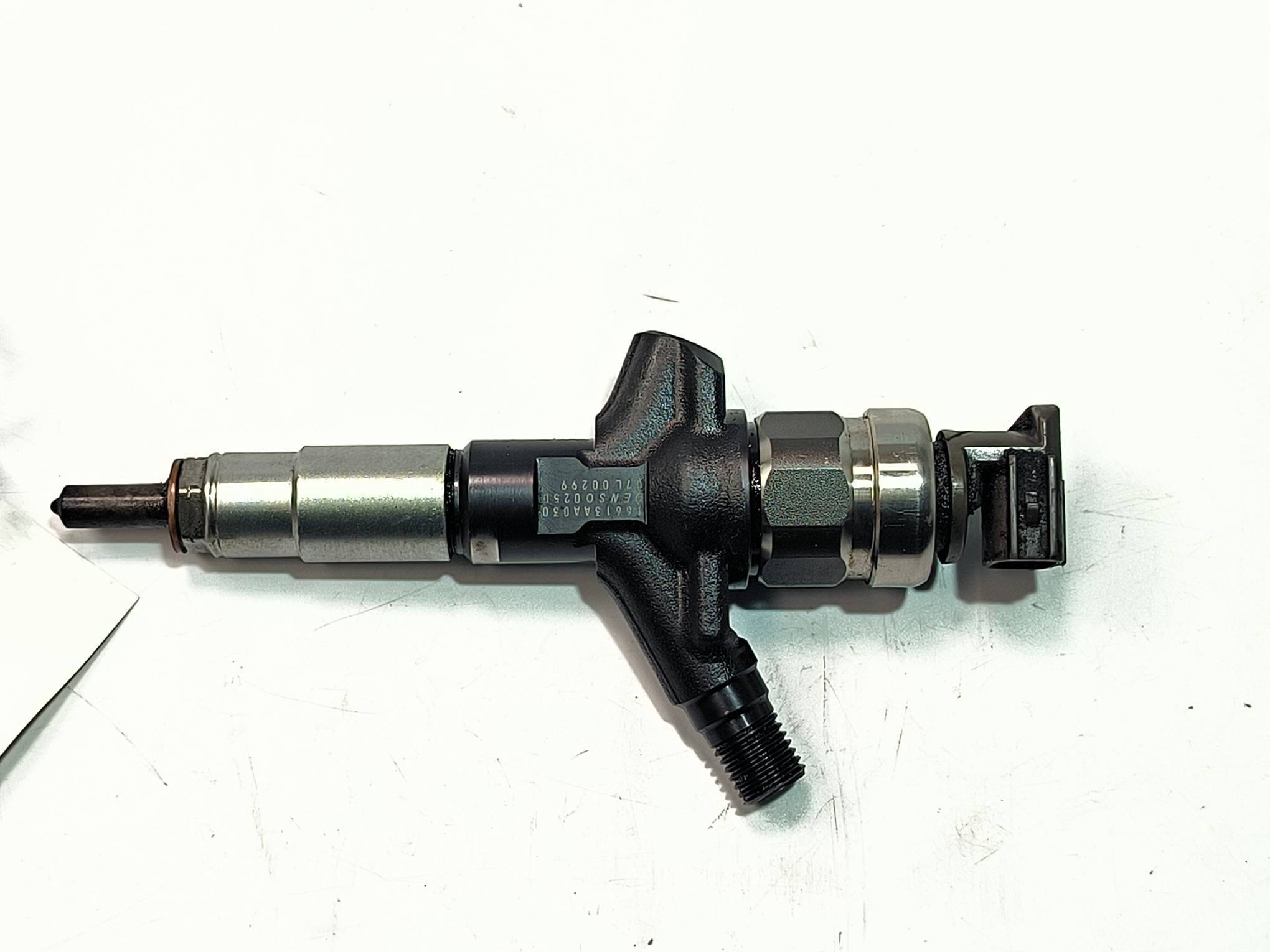 injektor 16613AA030 2.0 D SUBARU OUTBACK IV