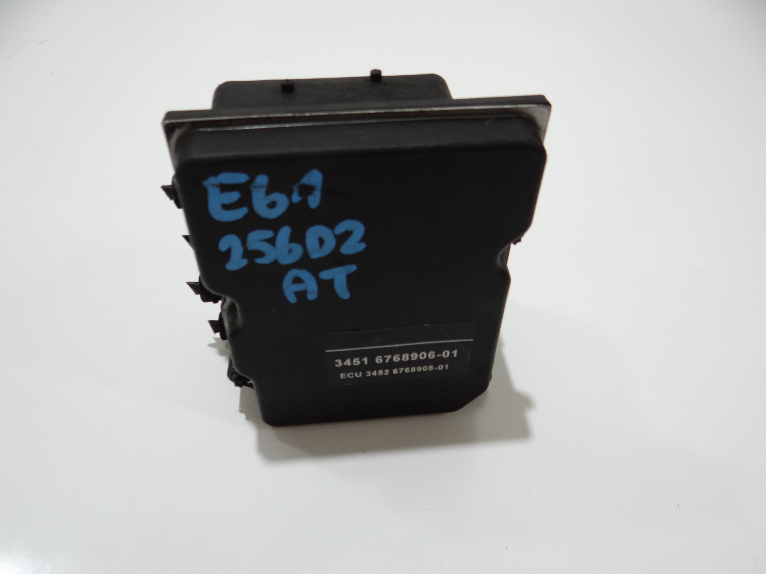 pump ABS BMW E60 E61 256D2 6768906 (4647555)