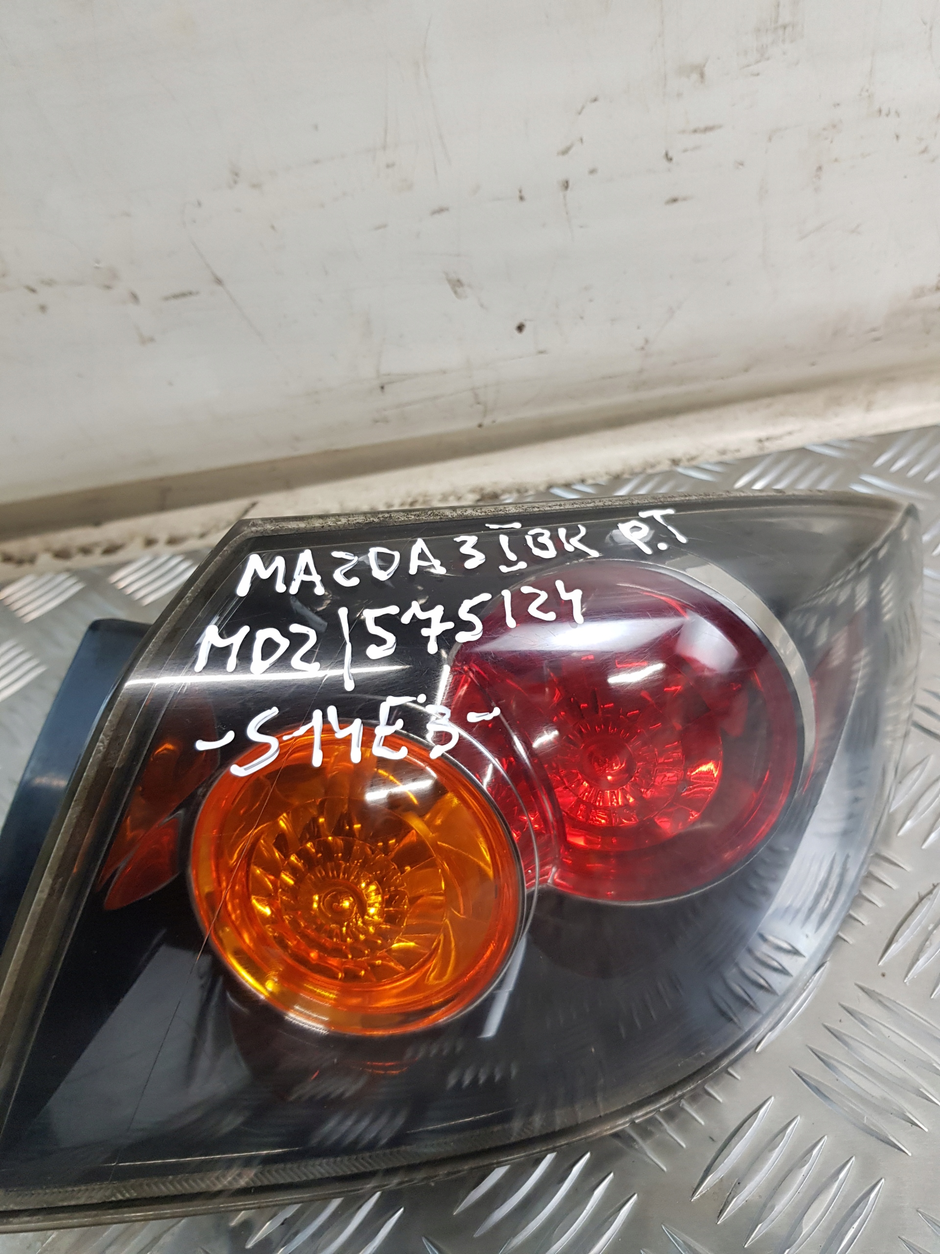 light right rear part W fender MAZDA 3 and BK 04r. EU