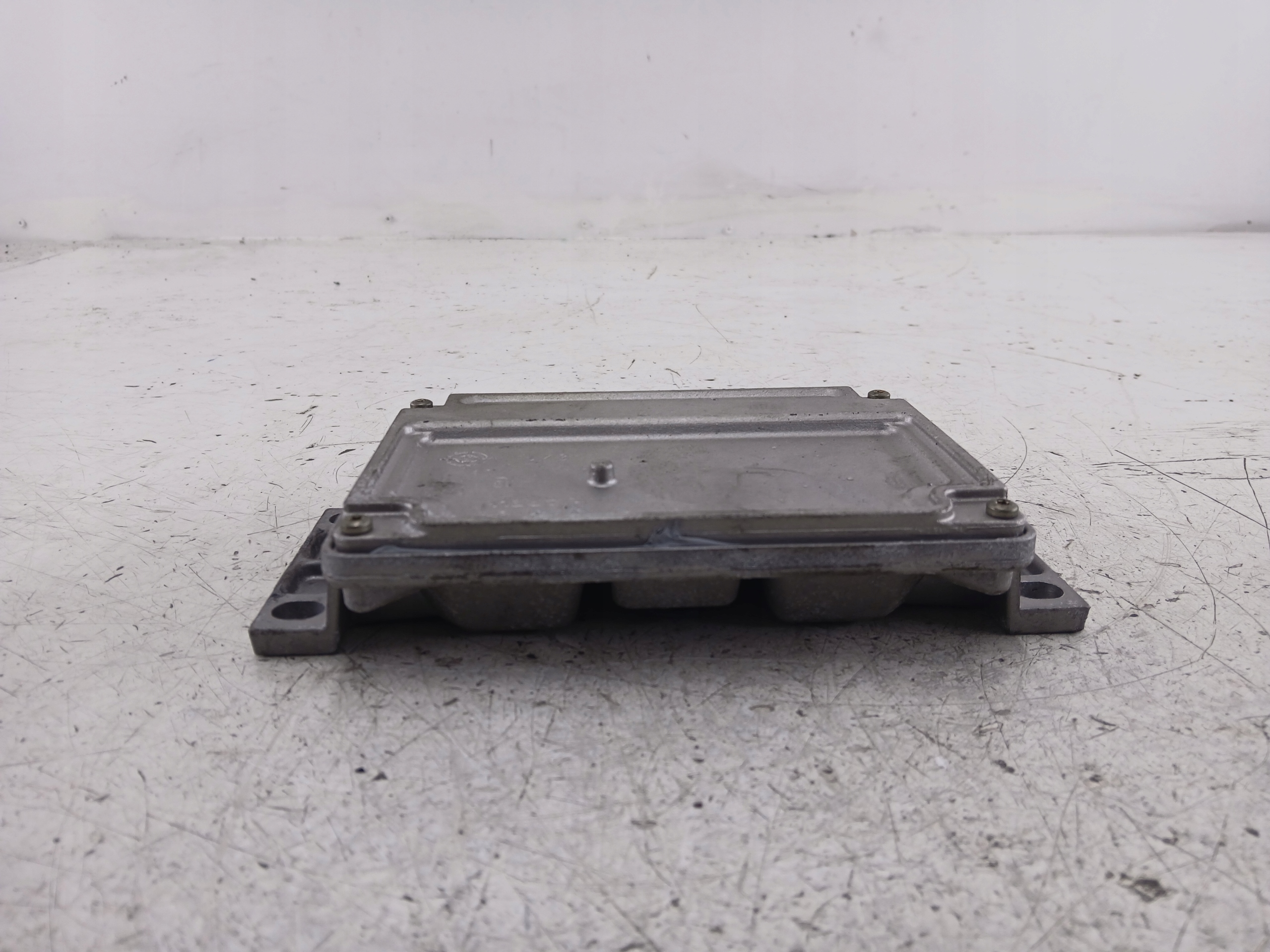 PEUGEOT 407 2.0 control unit of the engine 9655354880