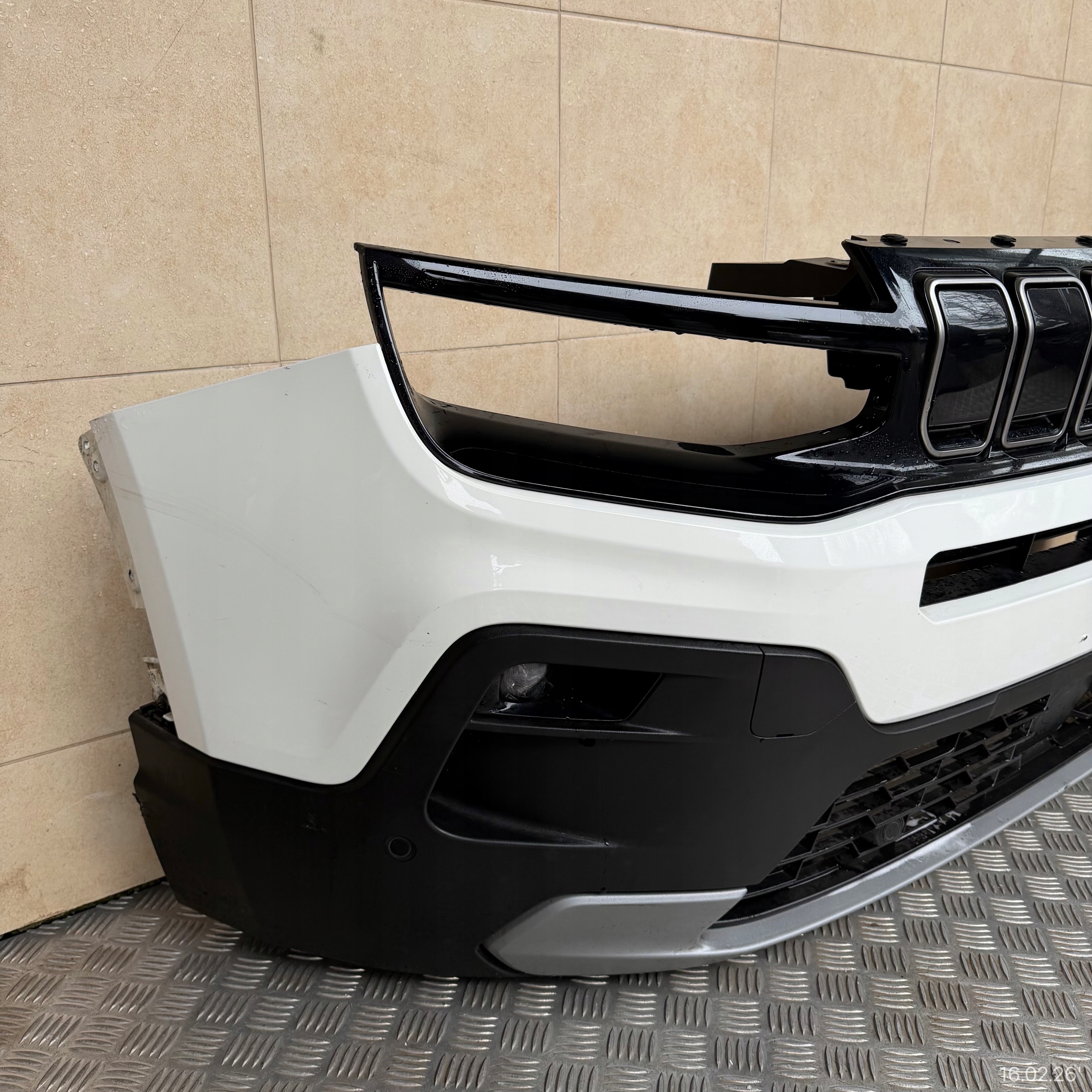 front bumper complete JEEP AVENGER 2023 ROK 4 PDC