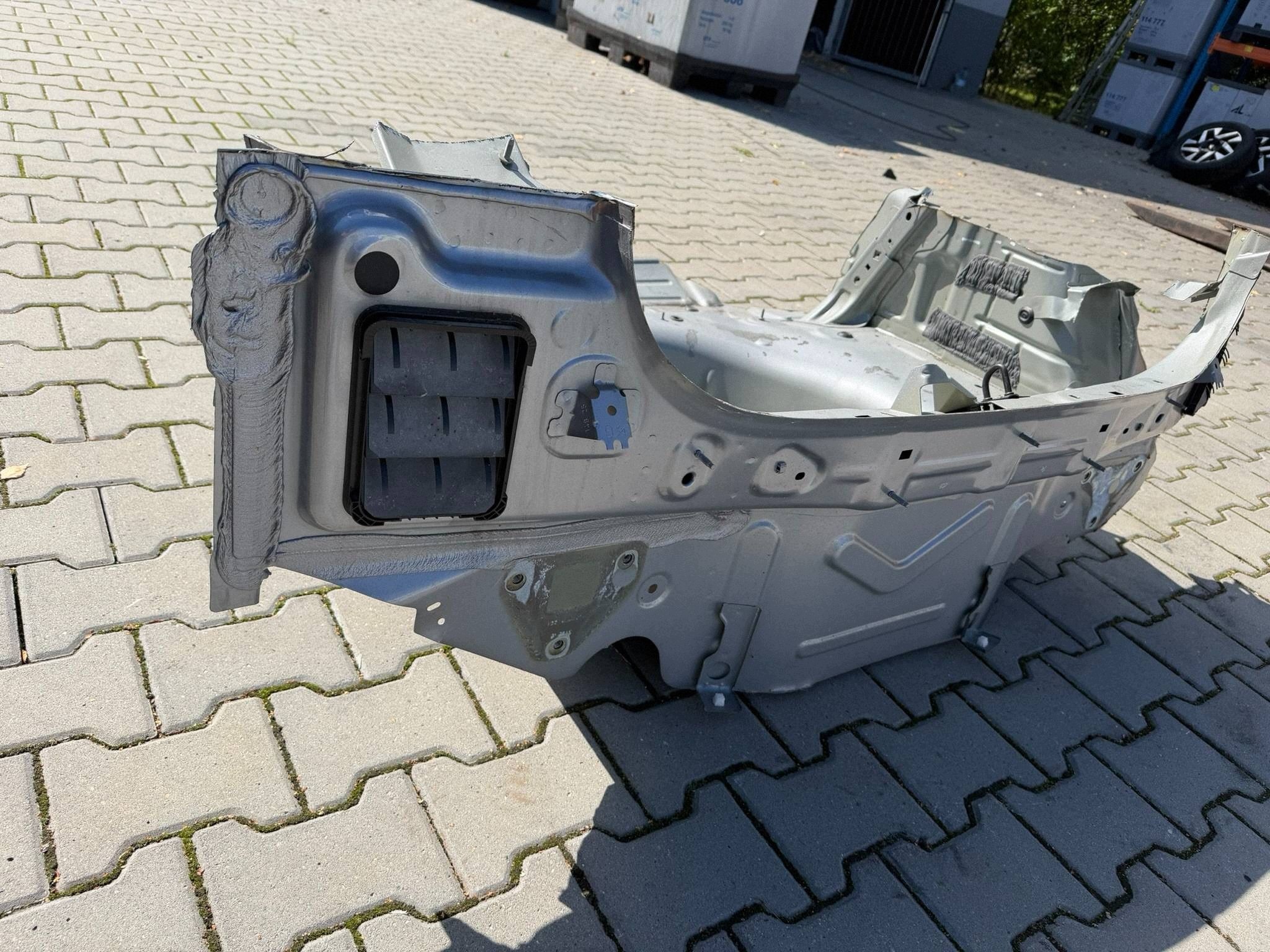 Opel Mokka B quarter rear rear panel sump