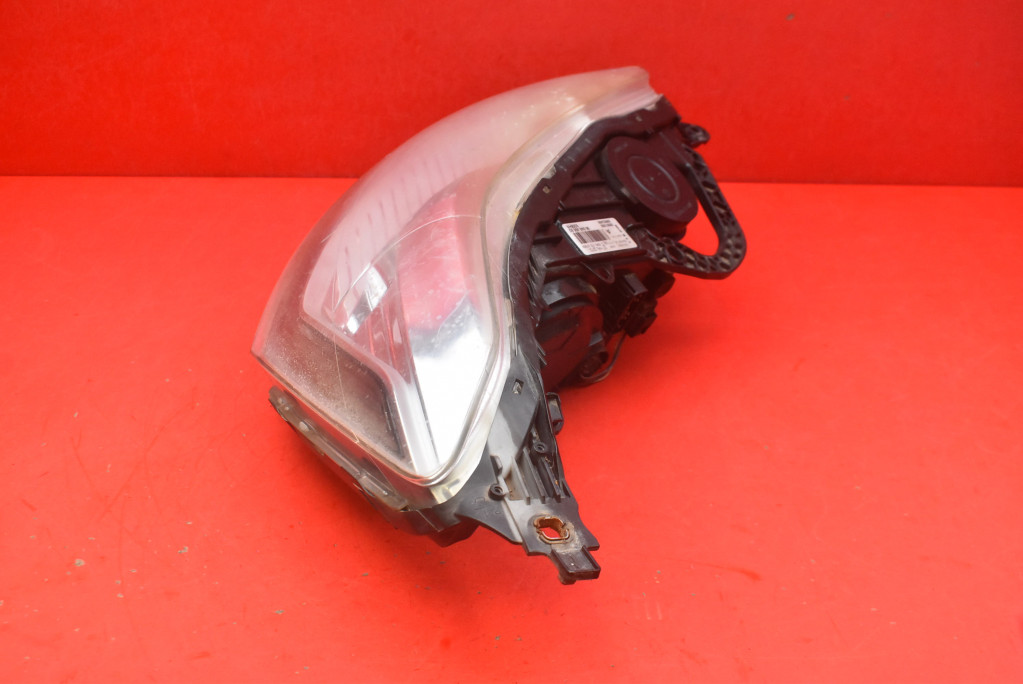 REFLEKTOR left light front EU 9684845580 CITROEN C5 II X7 III 08-17