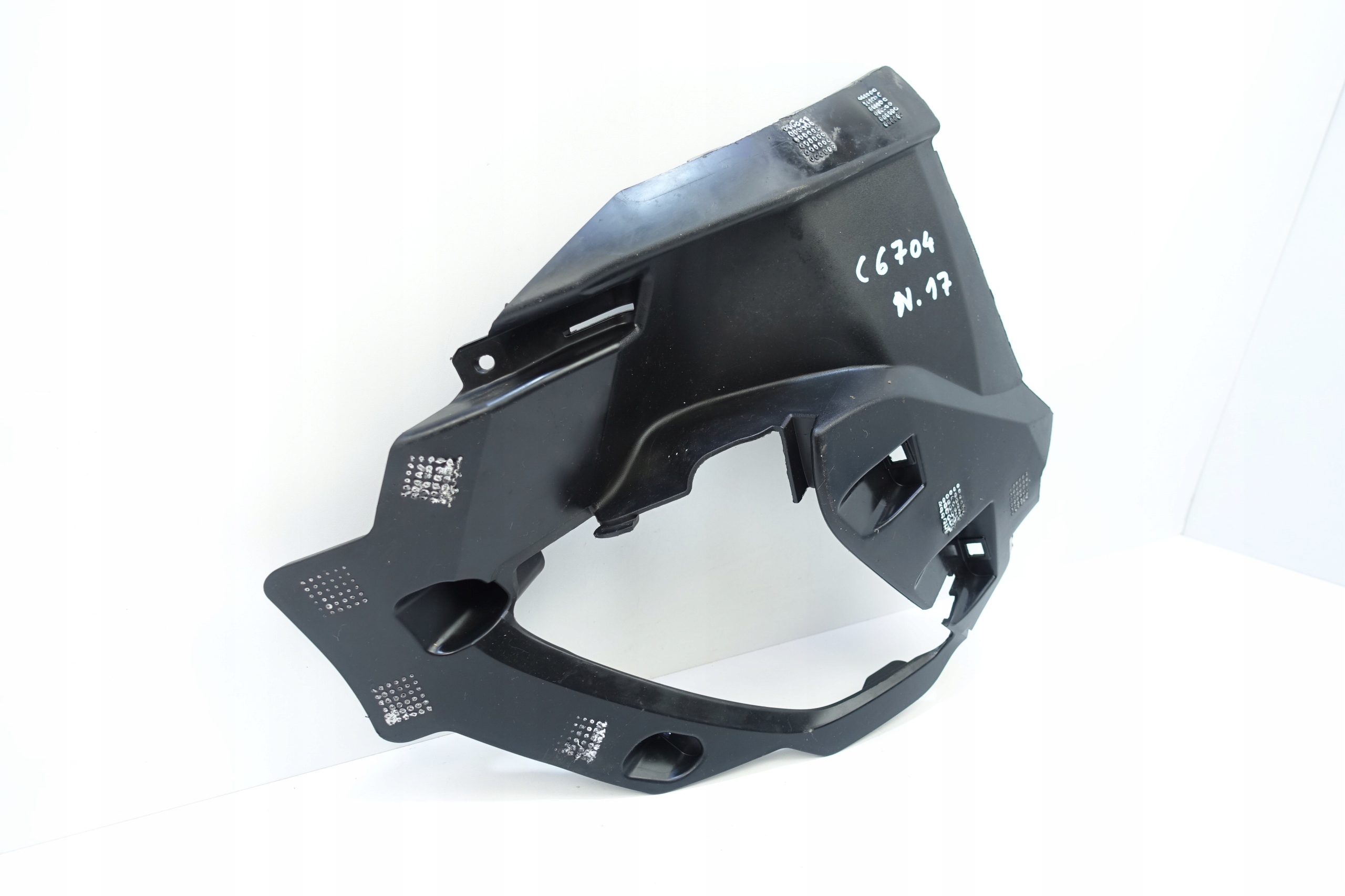 bumper bracket holder right front FORD FOCUS IV