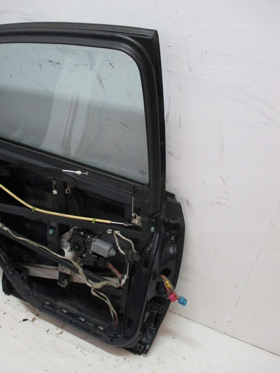 door left rear. AUDI A6 4B0 sedan