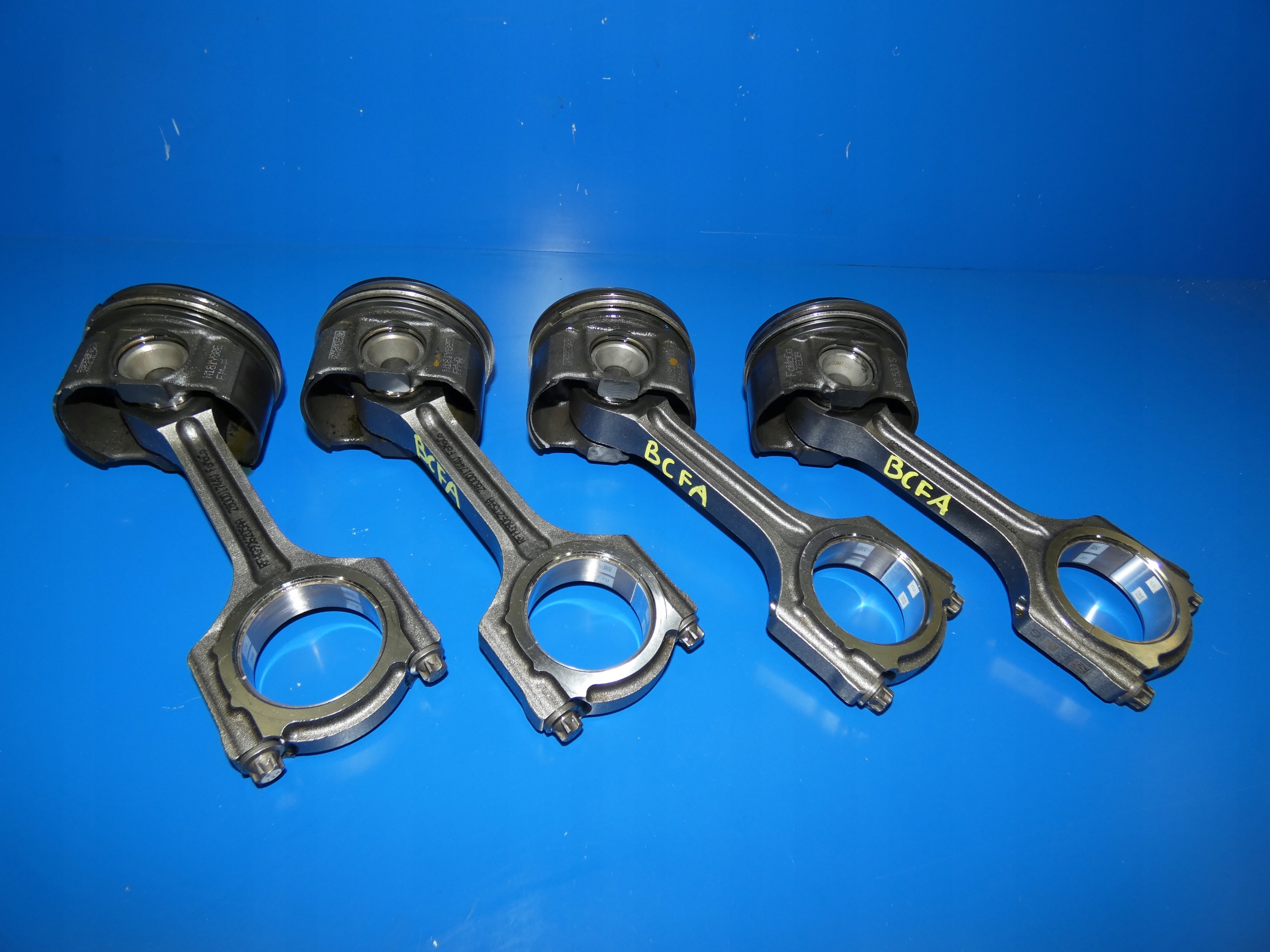 TRANSIT MK8 CUSTOM 2.0 TDCI TŁOK + KORBOWÓD