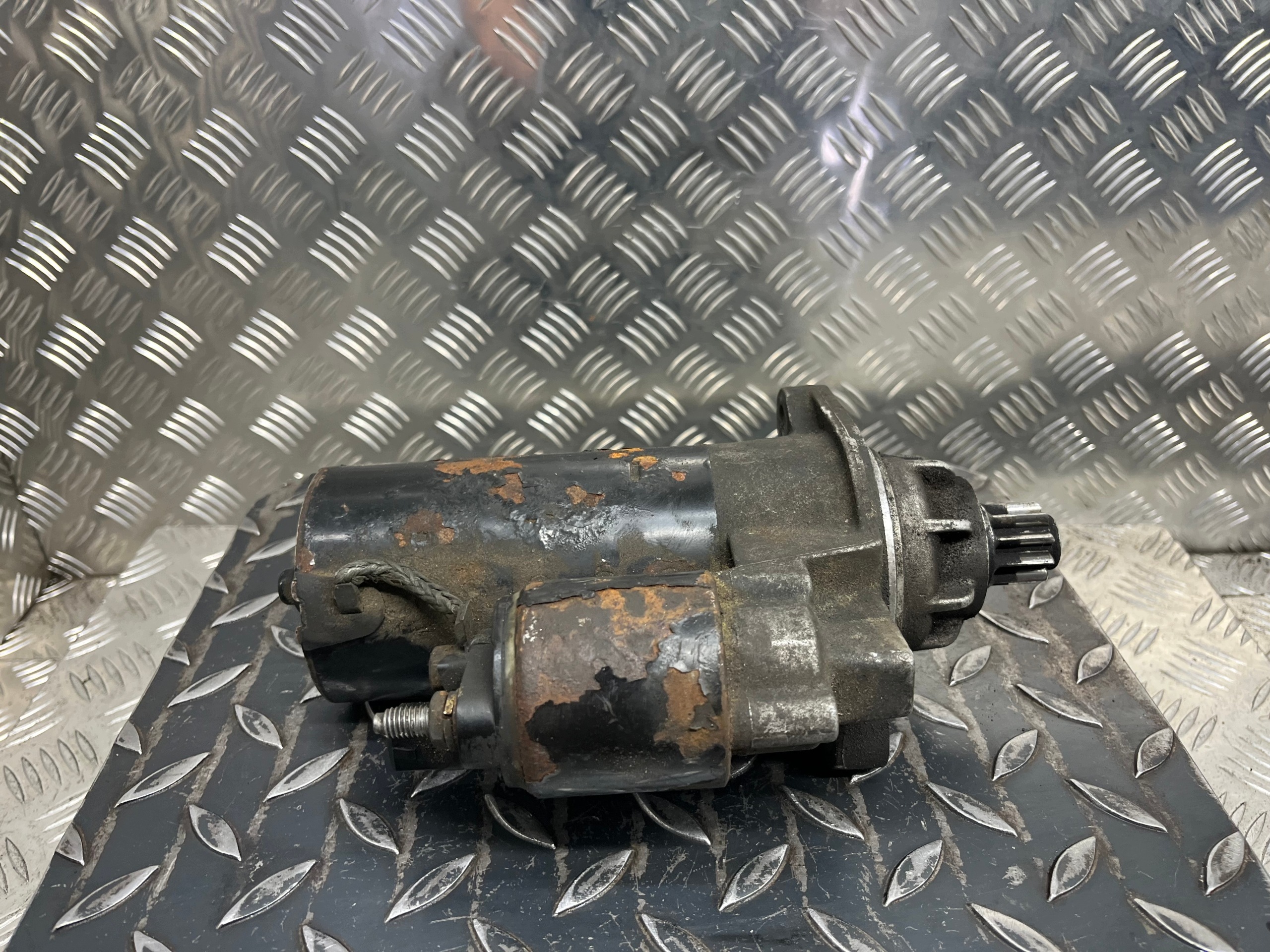 starter VOLKSWAGEN GOLF 4 02M911023A