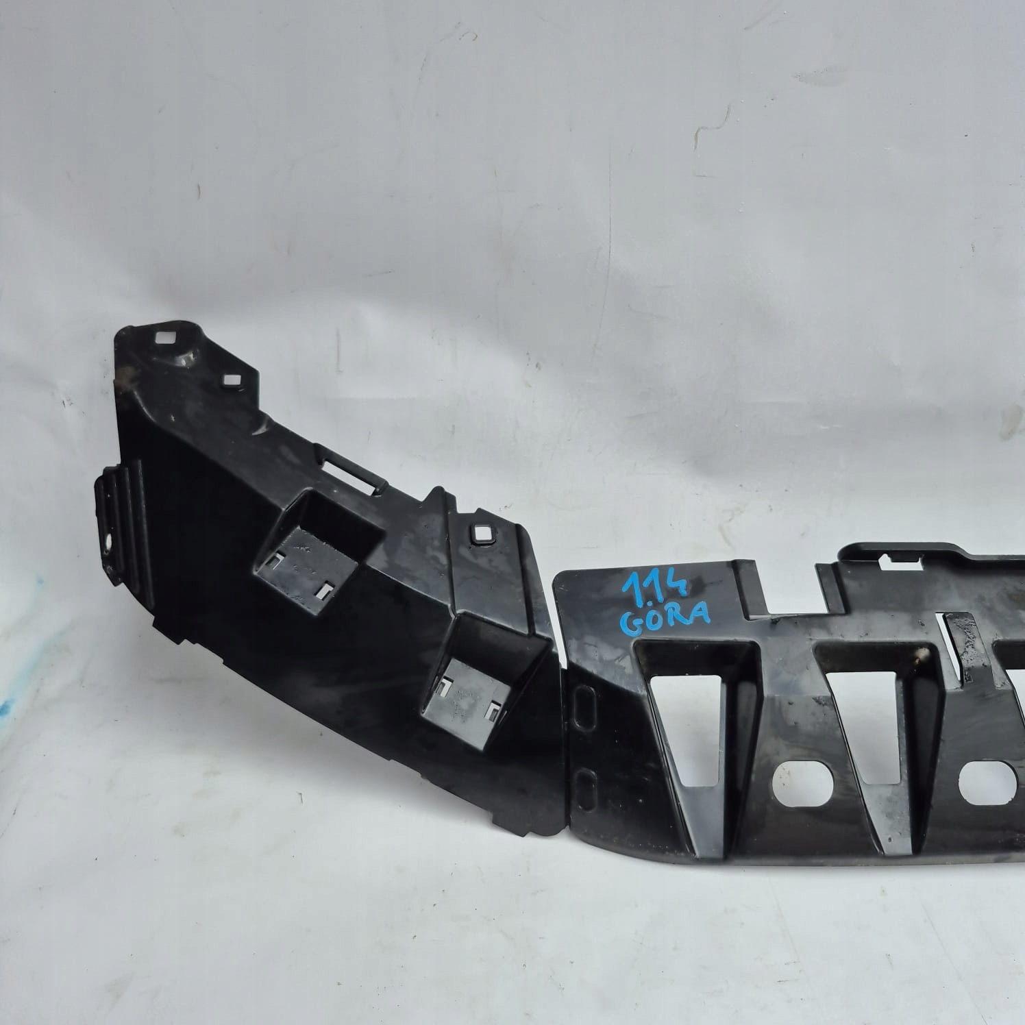 JAGUAR and-PACE and PACE -> support pillar of a bumper upper front J9D3-17640-A