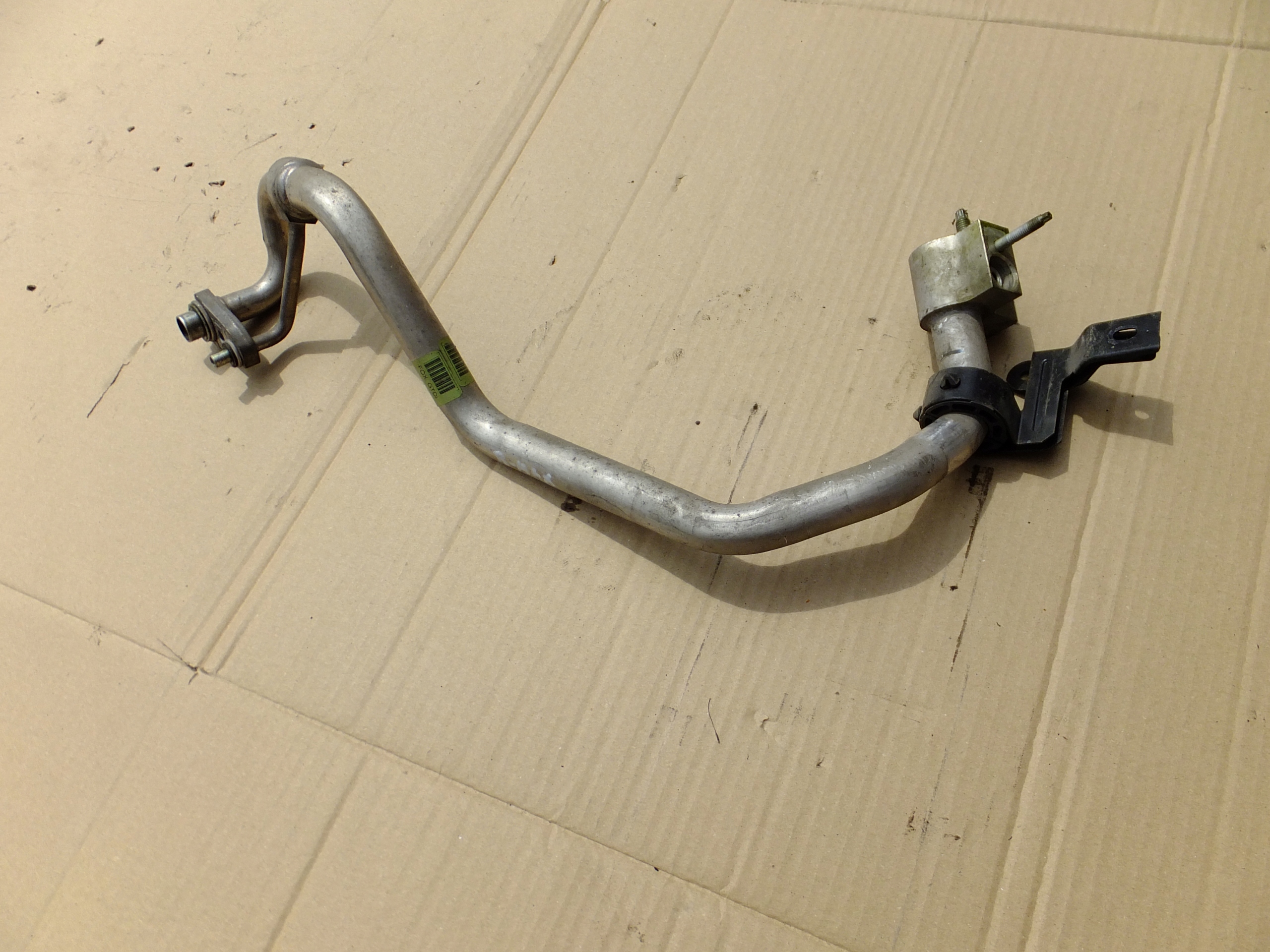 prijenos klimatizacije ford b-max 1,0 ECOBOOST C1B1-19E881-AC