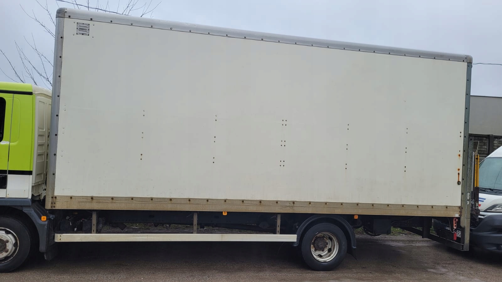 ZABUDOWA KONTENER 6,25 X 2,46 X 2,60