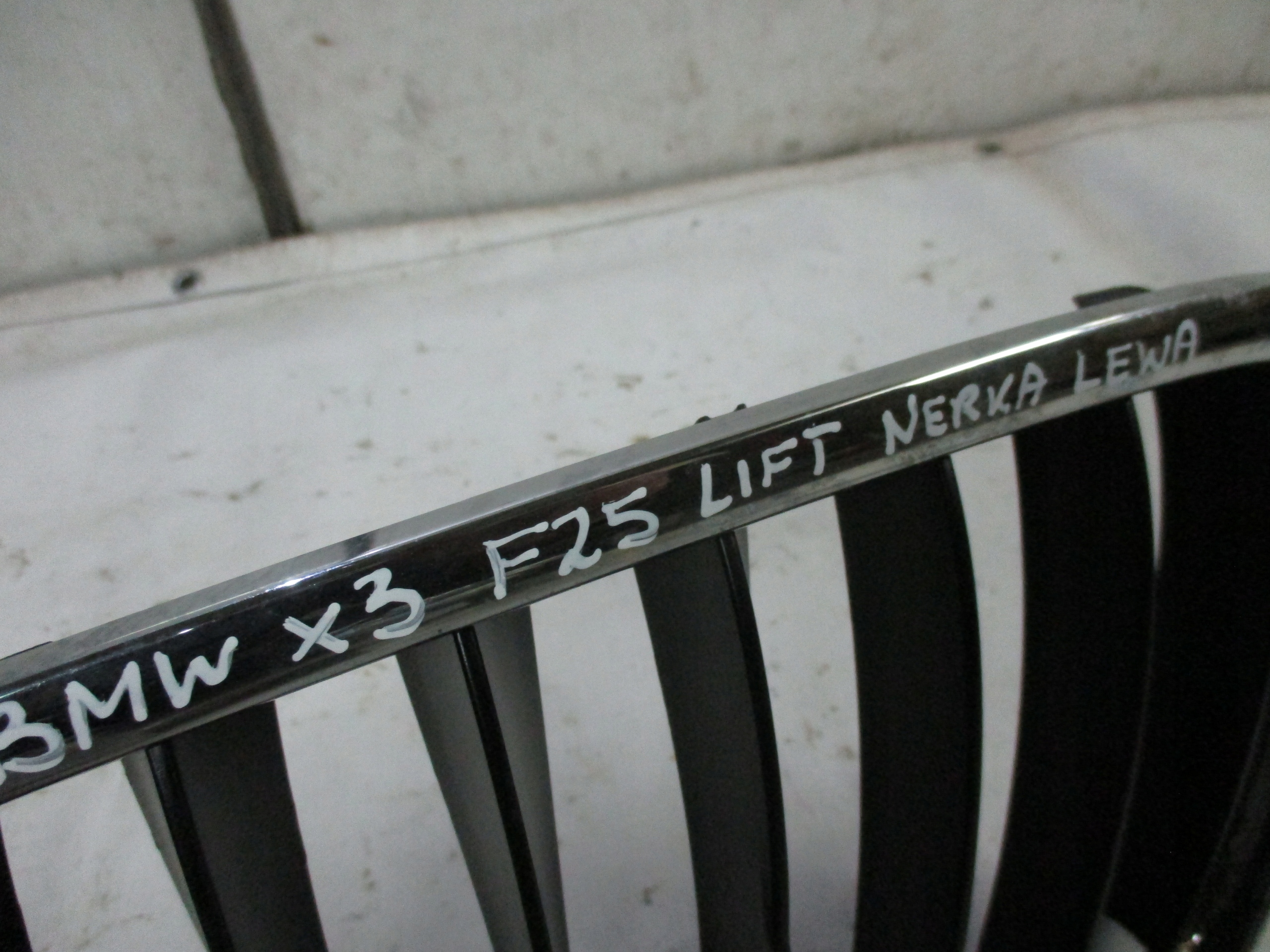 maska bubreg maska BMW X3 F25 Lift