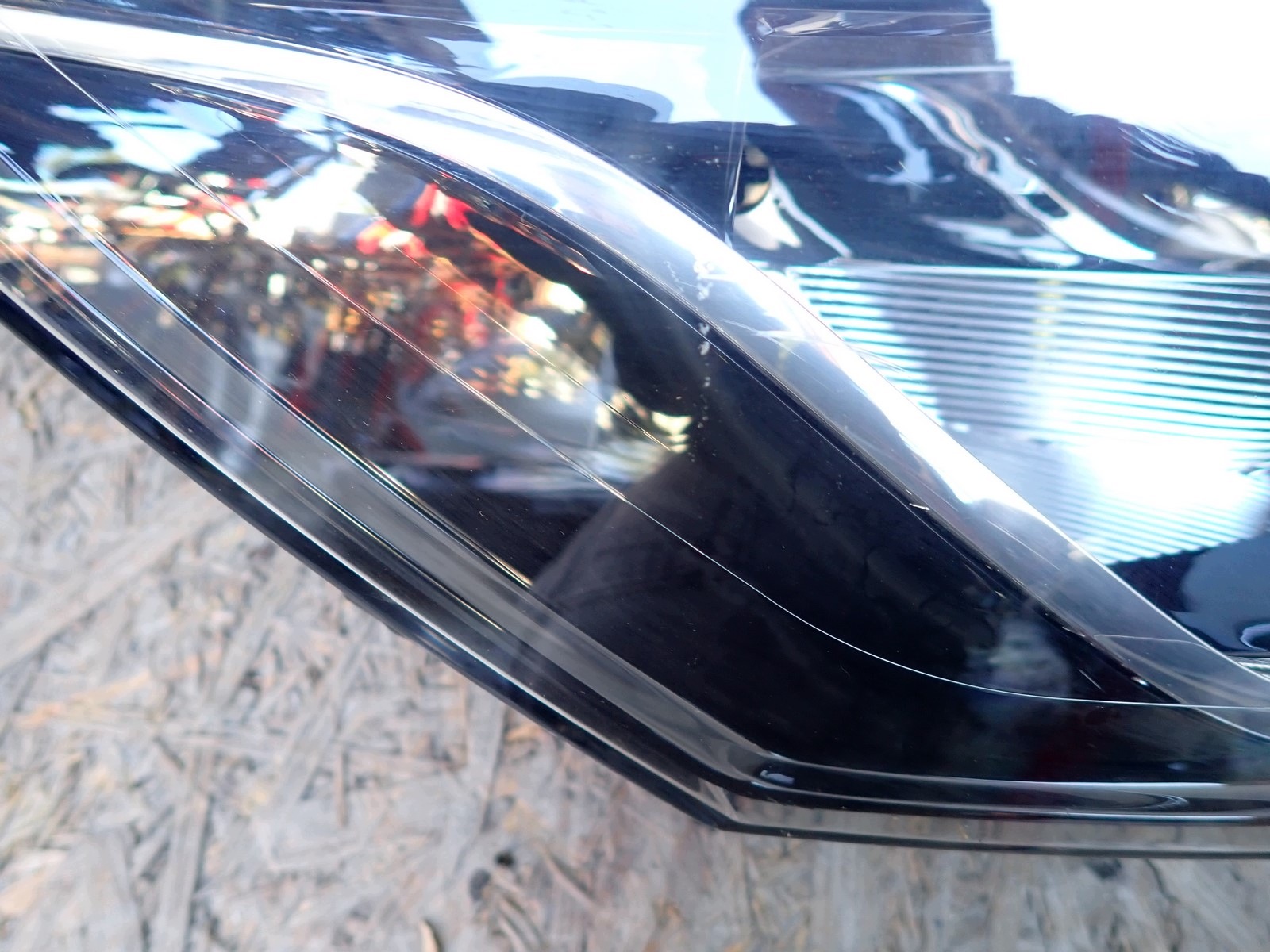 light right REFLEKTOR right RENAULT CLIO IV LIFT 16- 260100653R 220