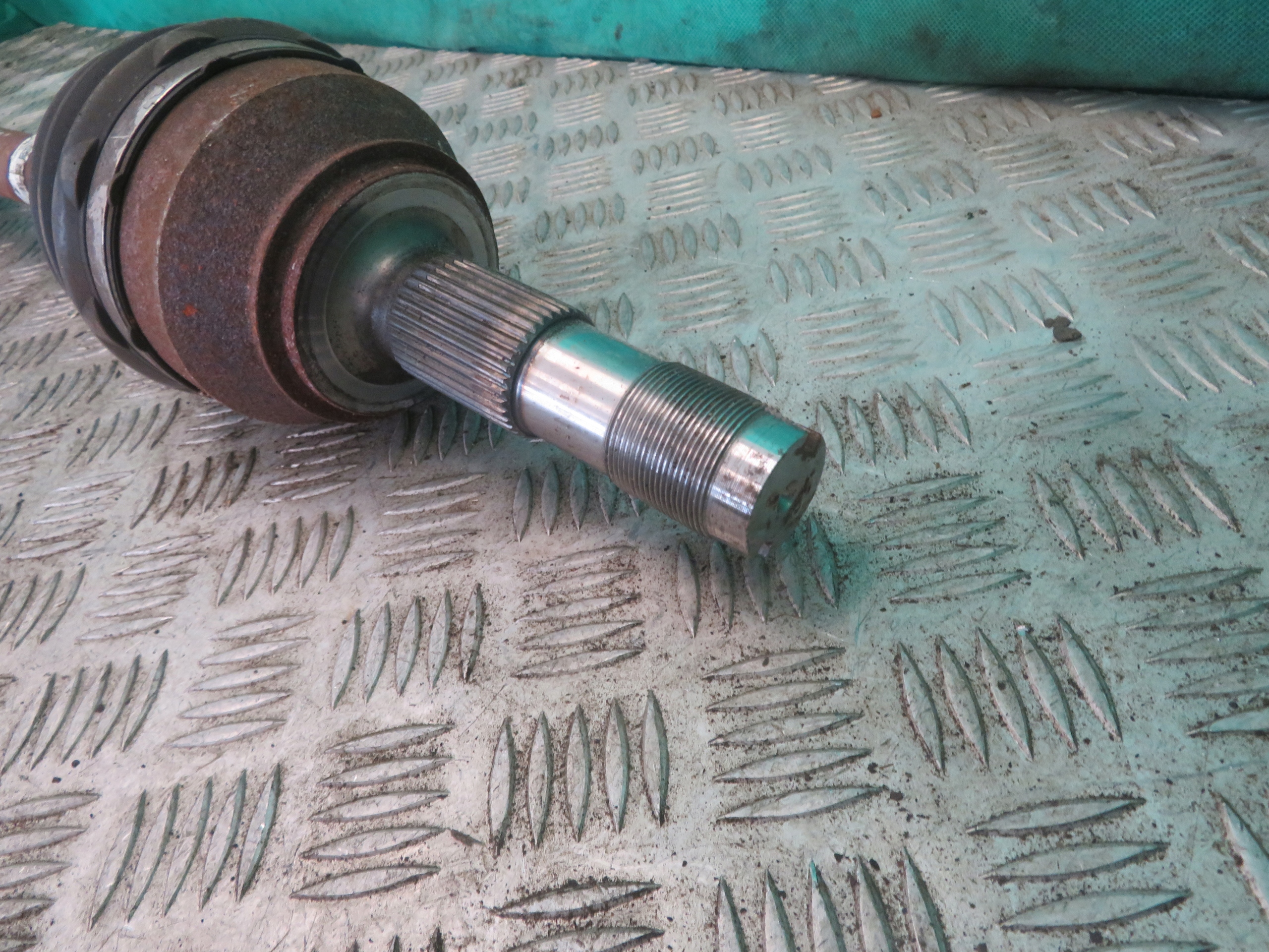 semi-axis left BOXER JUMPER DUCATO 23R 01380047080