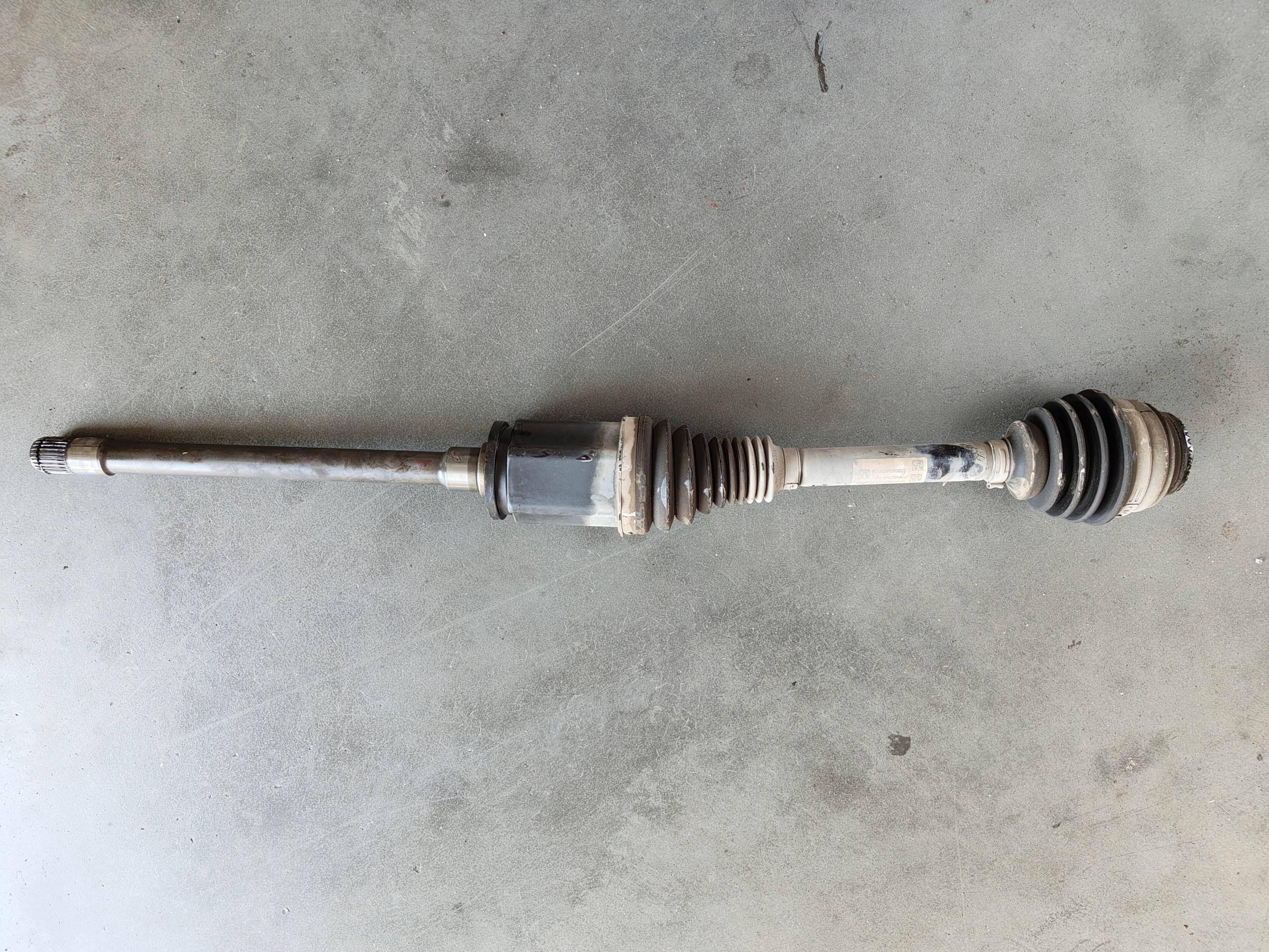 BMW G20 G21 G22 semi-axis right front 8682366 X-DRIVE