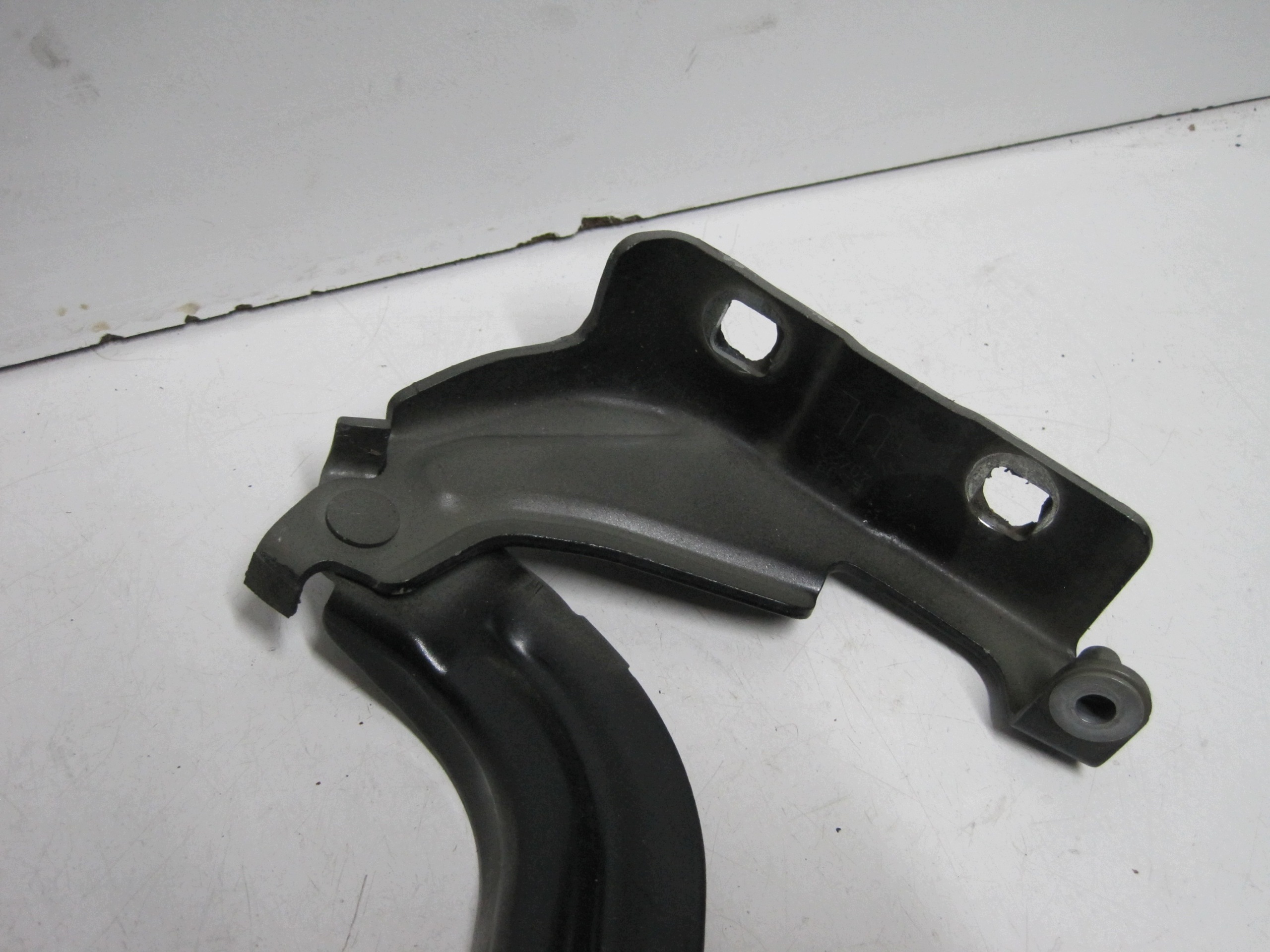 hinge bonnets left NISSAN QASHQAI III J12