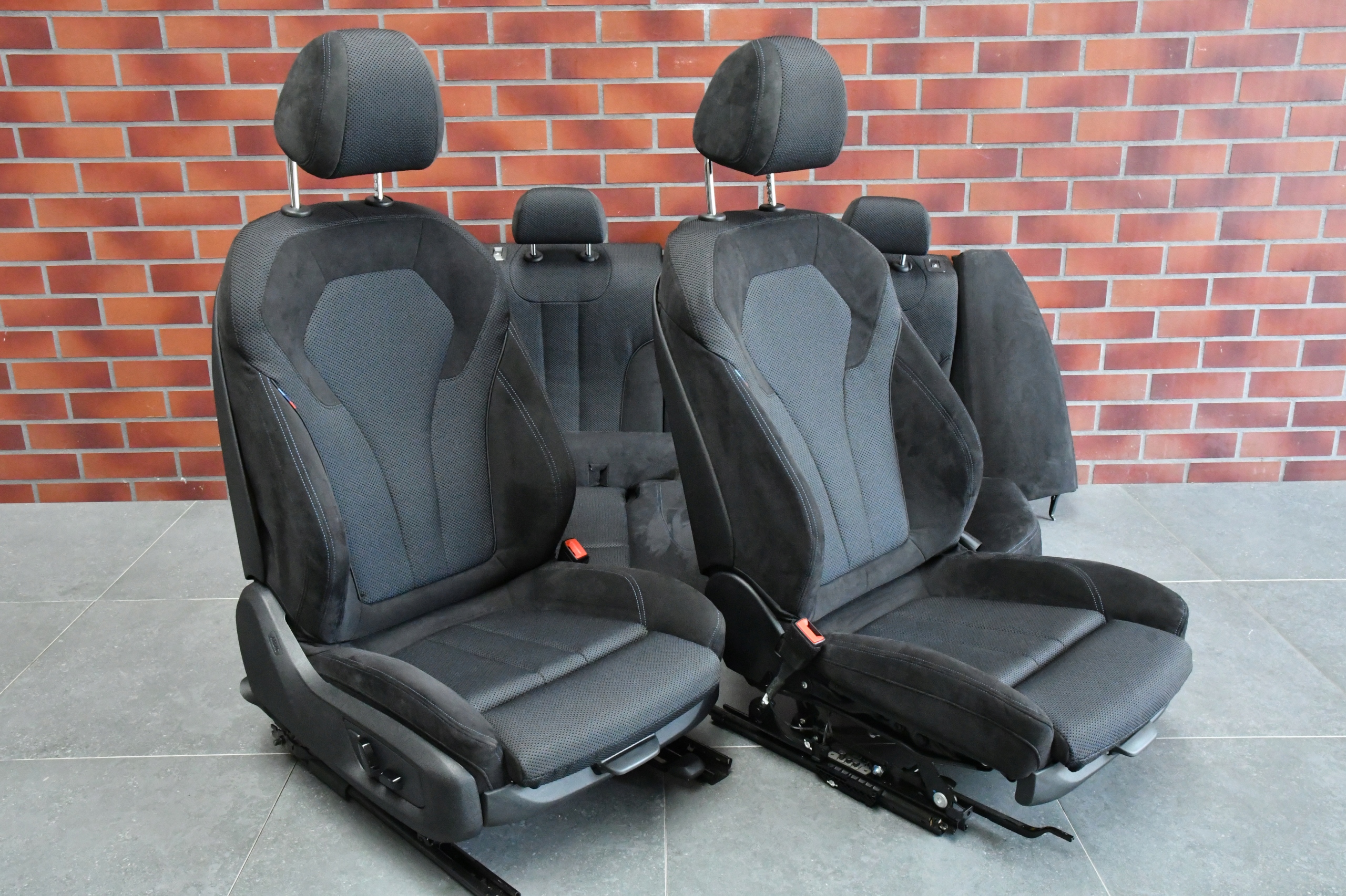 Sitze mitte innere BMW 5 G31 KOMBI 5029km ALKANTARA