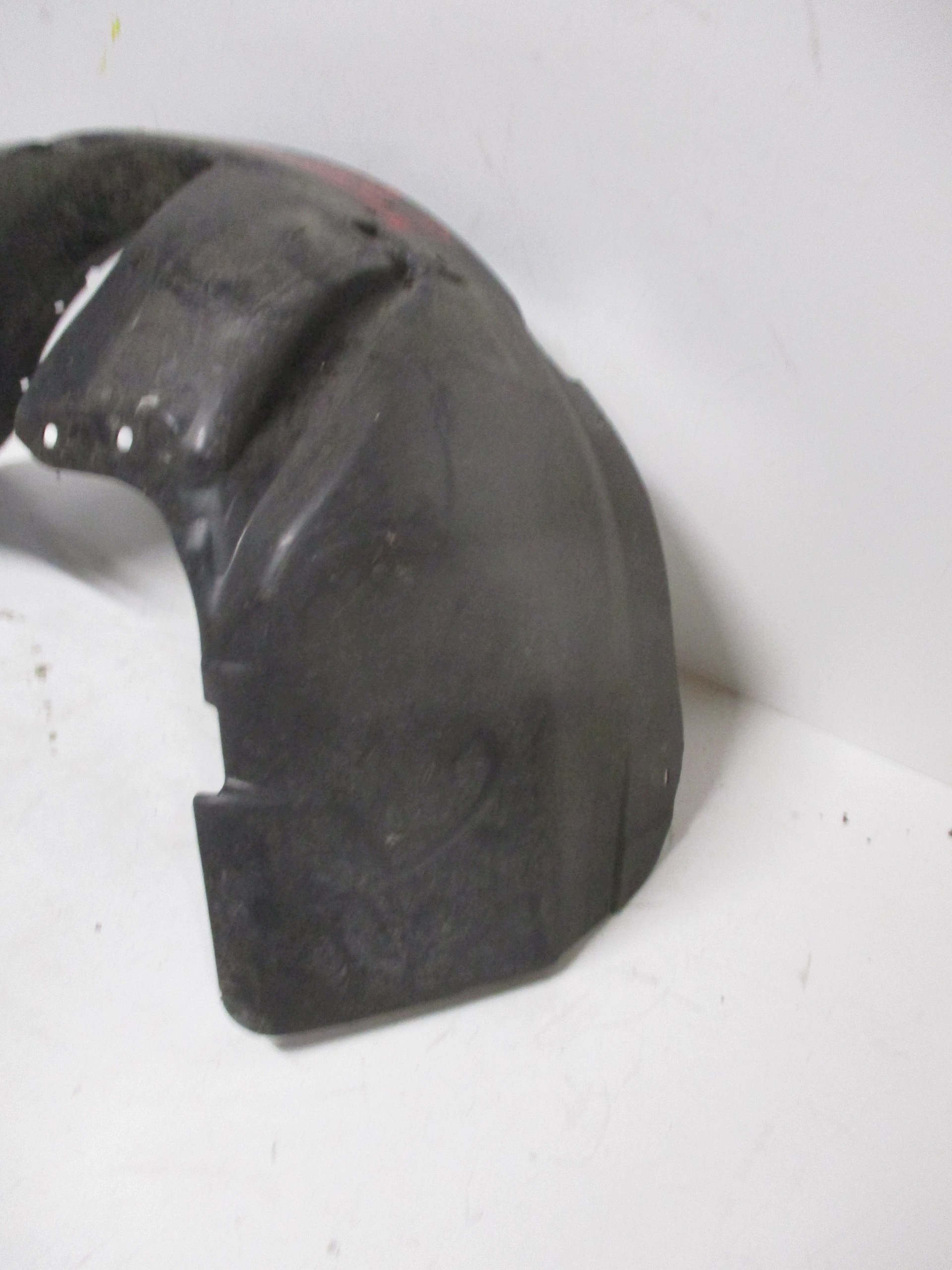 mudguard front left FORD B-MAX AV11-16115-AB