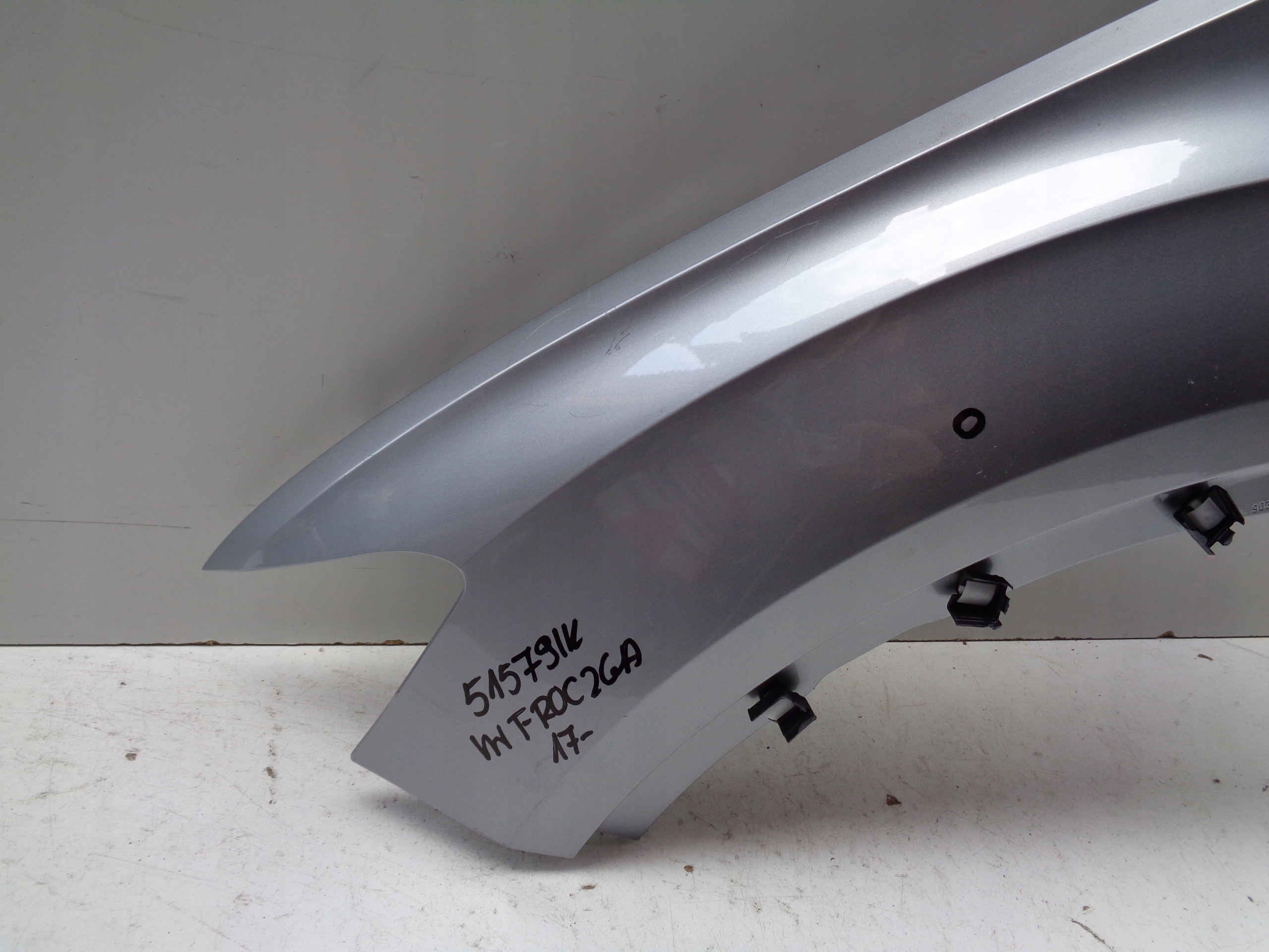 fender left front VW T-ROC 2GA 17- NR 51579