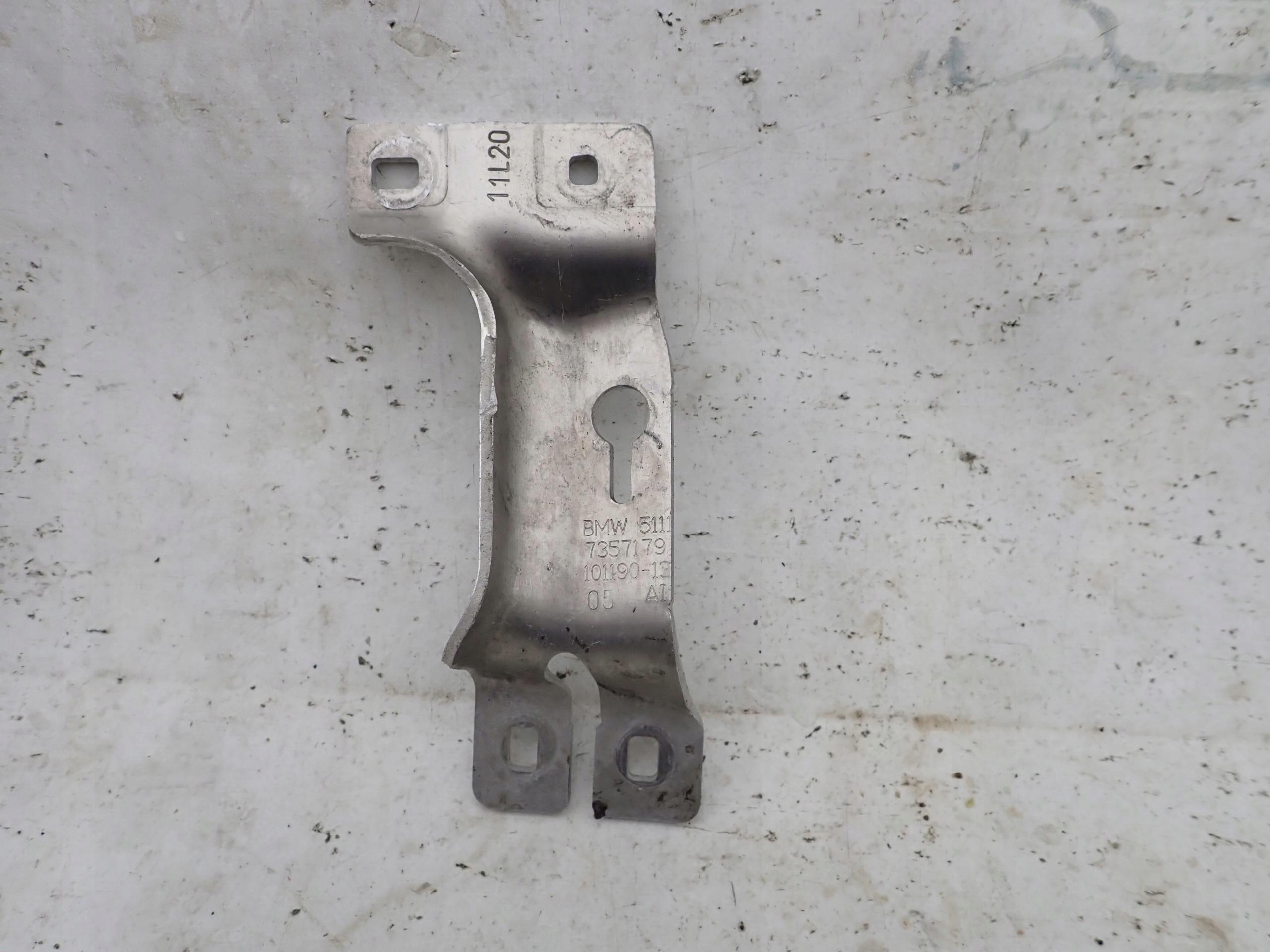 BMW 5 G30 G31 7 G11 console holder supports left