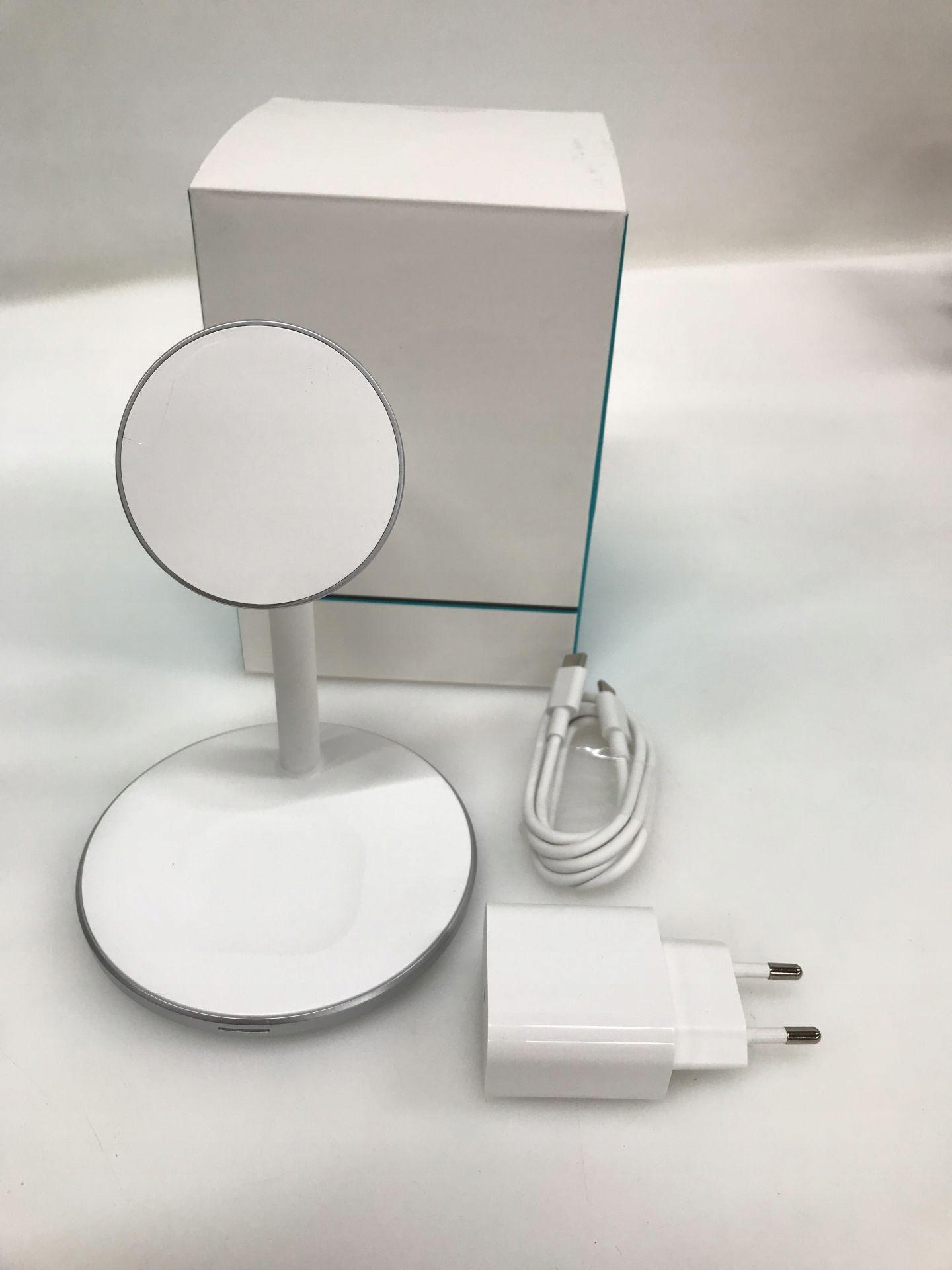 ROROSKIN INDUKCYJNA STACJA ŁADUJĄCA 3W1 BIAŁA Kod producenta T585FEU101ACSL