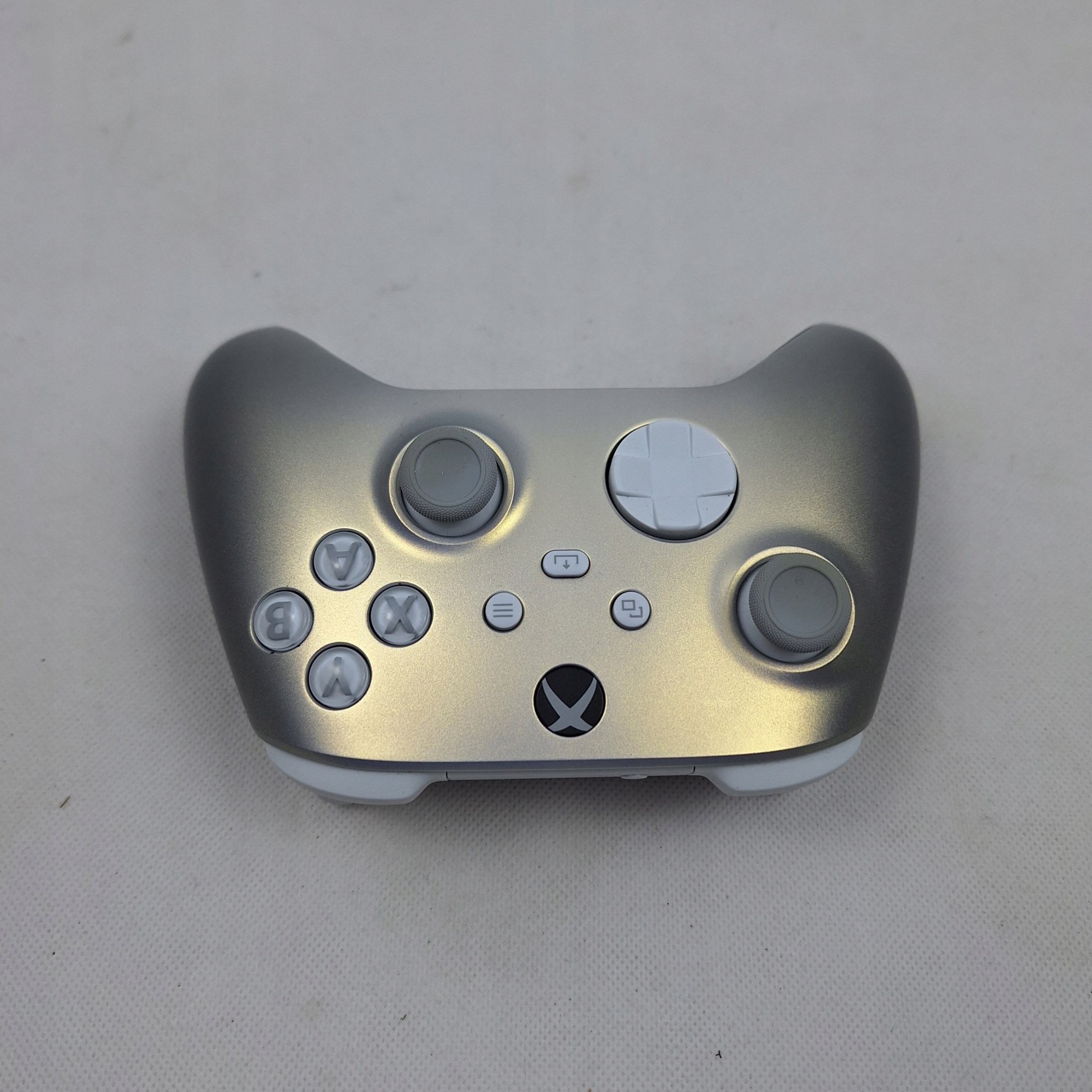 ORYGINALNY PAD XBOX ONE S X SERIES S X BIAŁY LUNAR SHIFT 1914 SPRAWNY GOOD Komunikacja bezprzewodowa Bluetooth