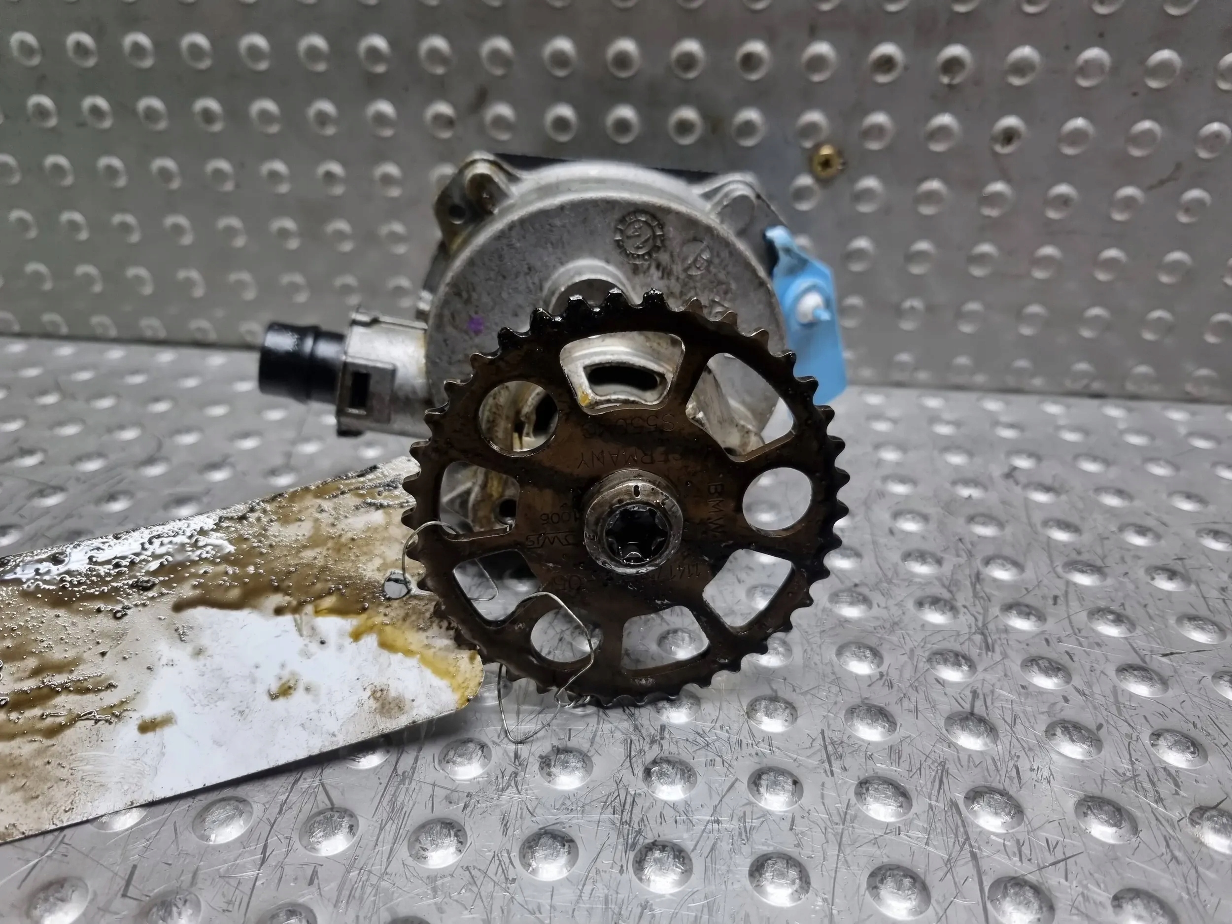 POMPE VACUM 7558344 BMW E70 E87 E90 E60 2.5 3.0 N52
