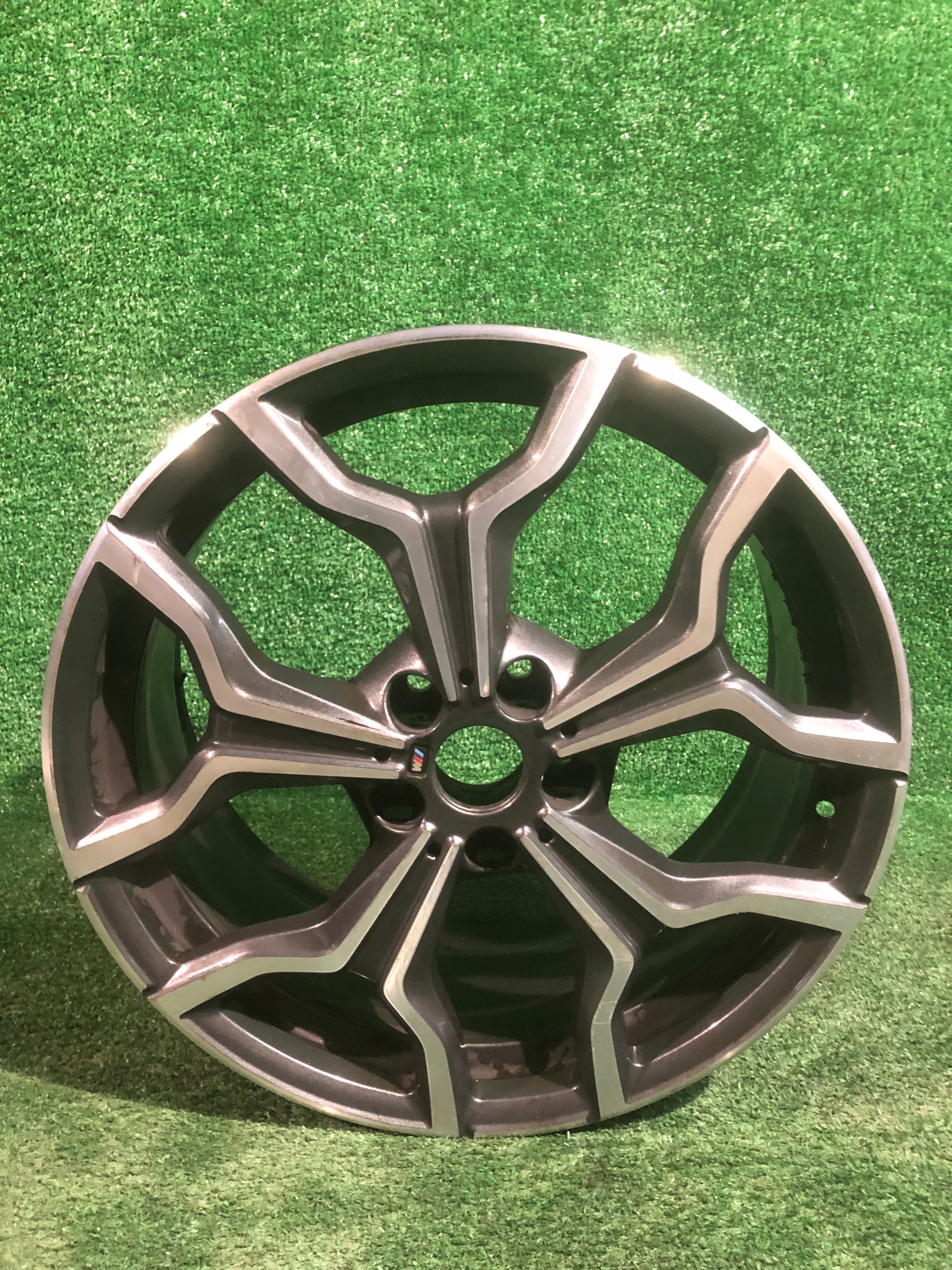 disk BMW X1 X2 19” 8J ET47 nr.f015