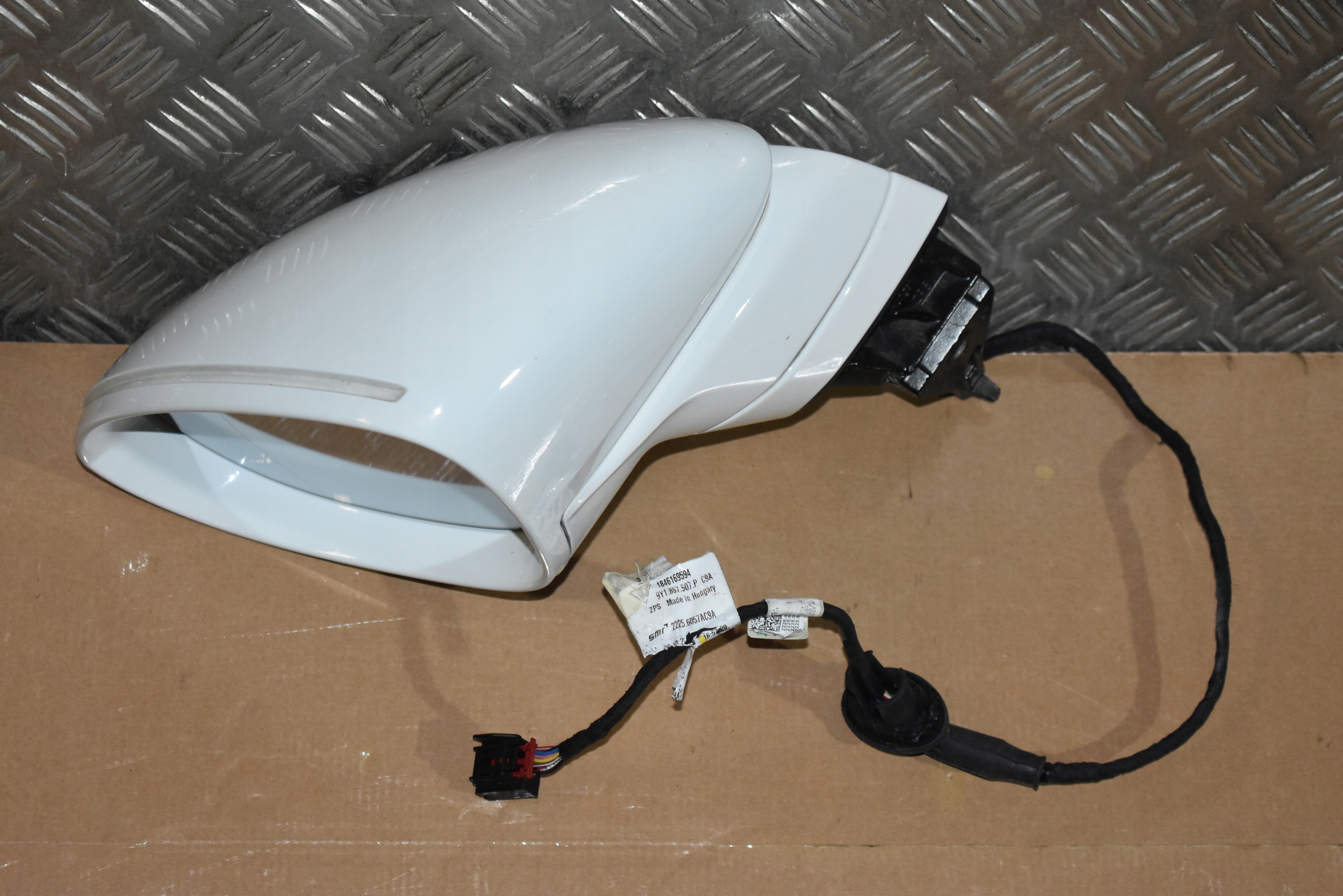 IDEALNA mirror left 9 PIN PORSCHE CAYENNE 9Y C9A 1