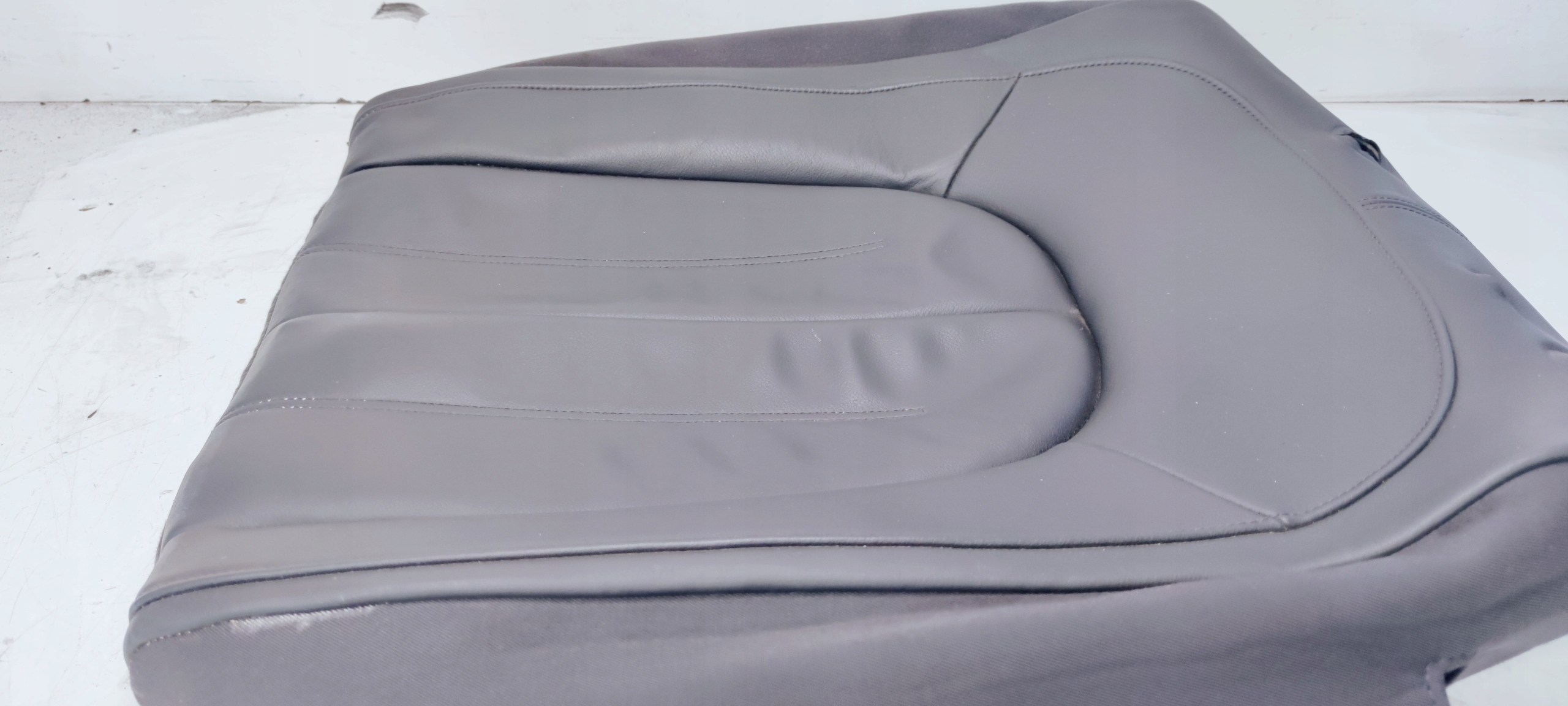 MATERIAL Leder OPARCIE heck AUDI A6 C7 AVANT Sedan