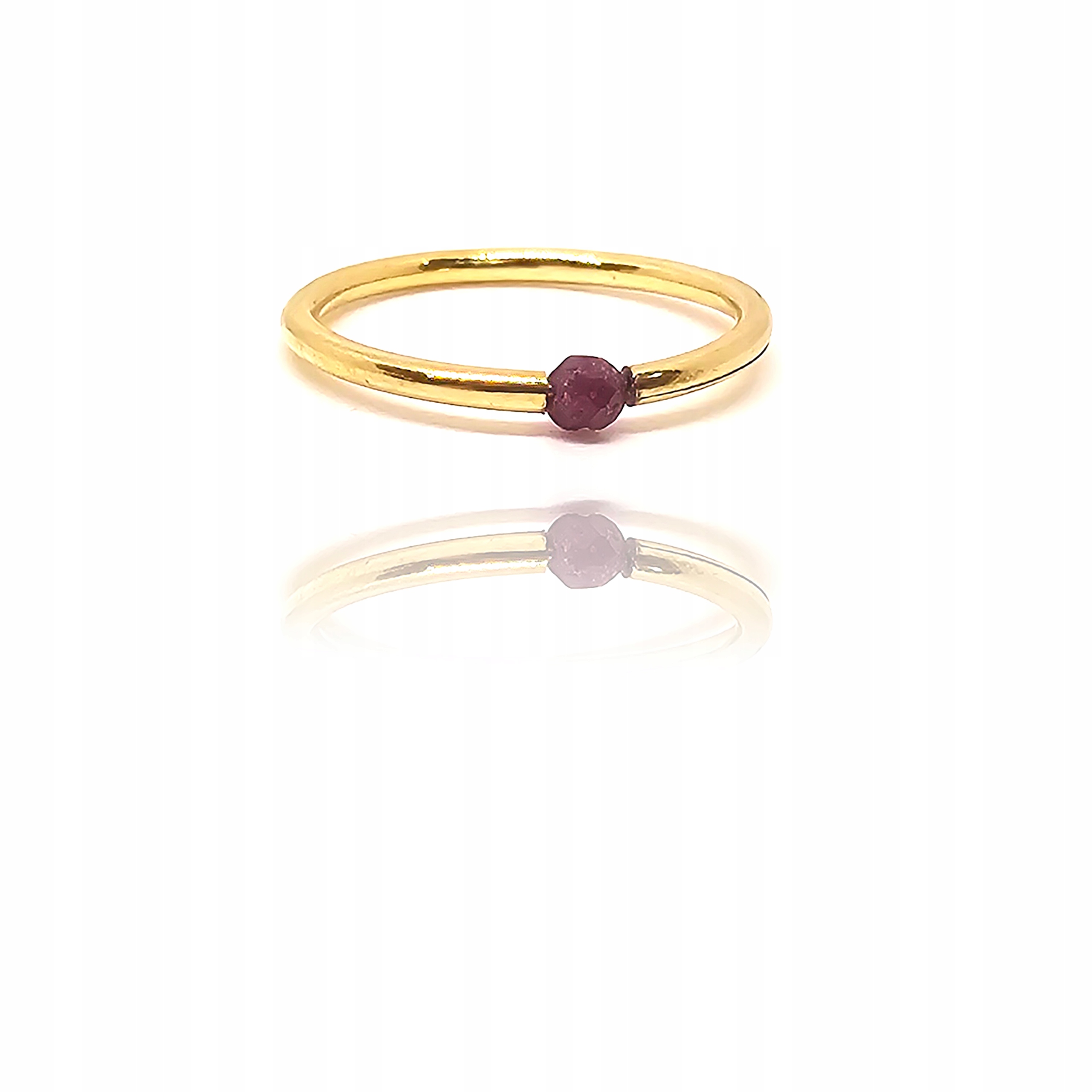 Minimalistický zlatý prstýnek s přírodním granátem, granátové zlato 585
