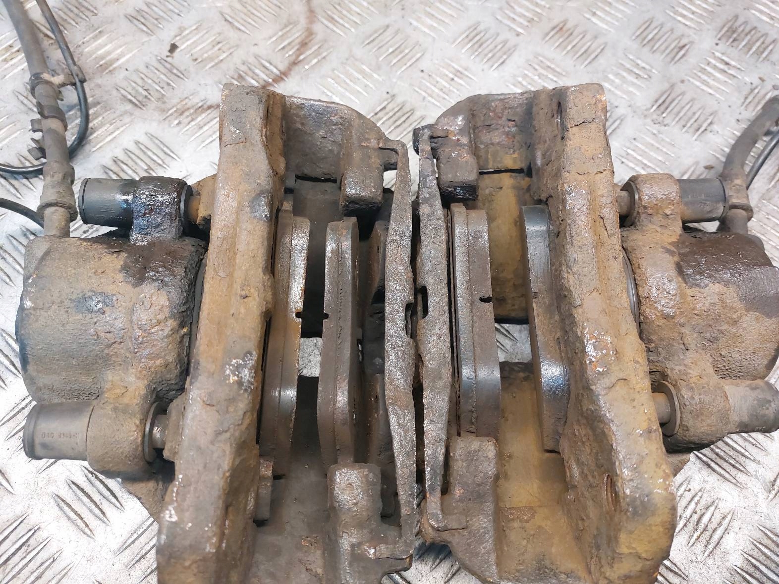 discs brake front + plates + calipers VOLKSWAGEN LT 35 2.5 TDI
