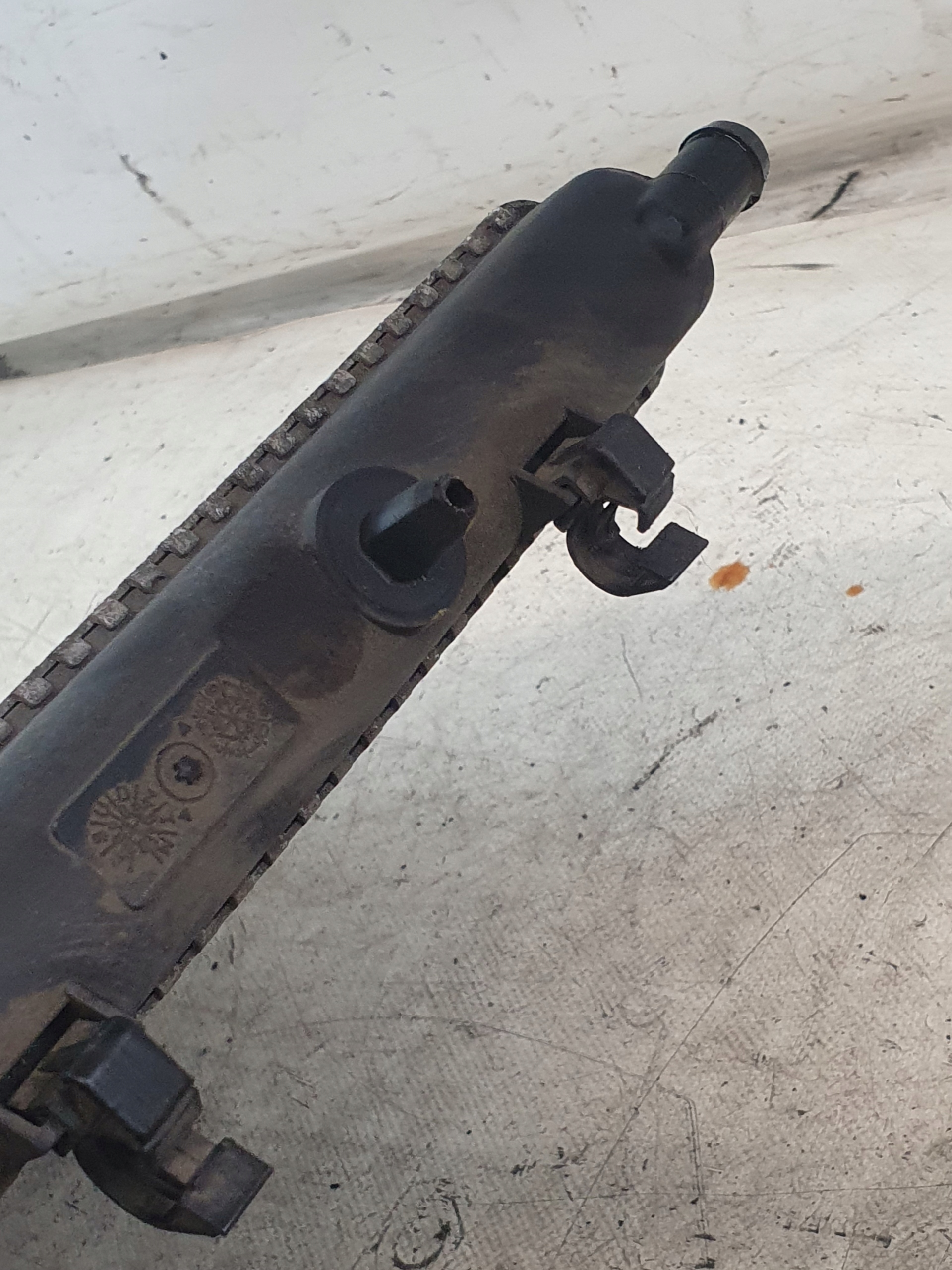 water cooler PEUGEOT 307 2.0 HDI 04r.