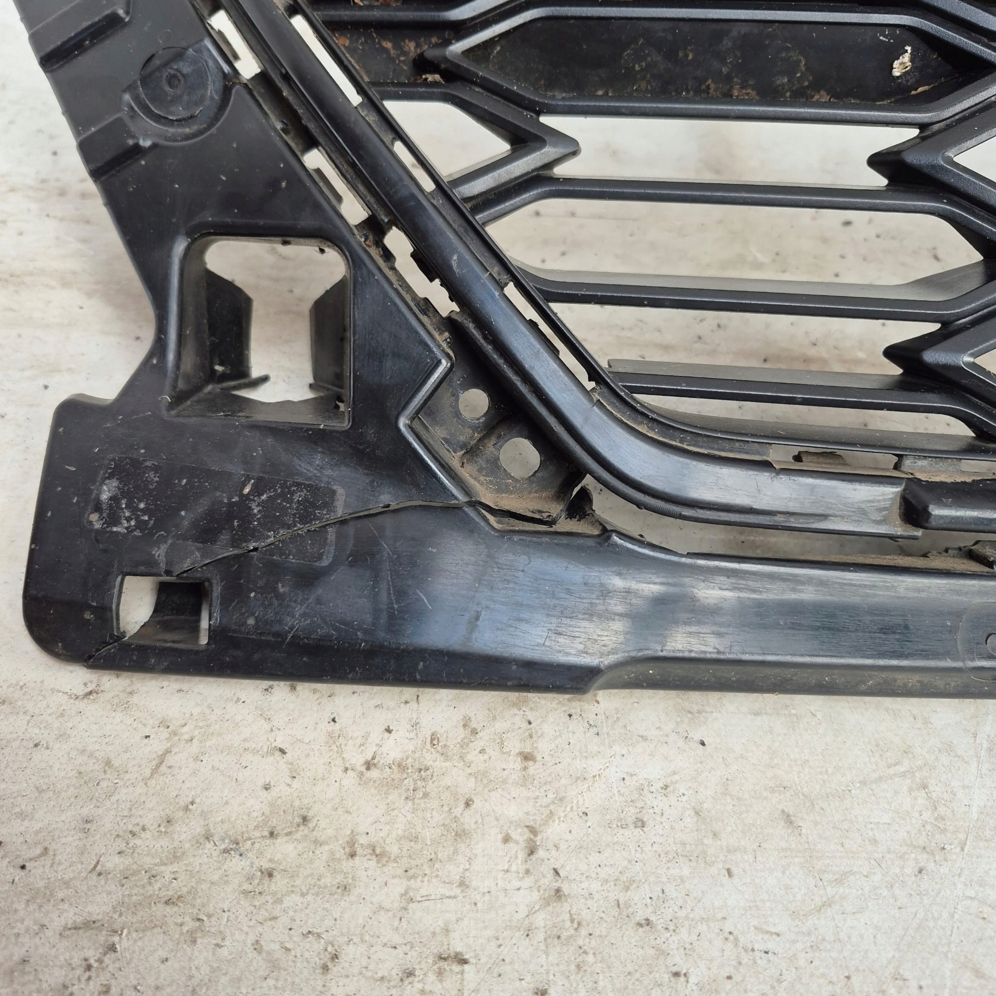 SEAT LEON III 3 FR LIFT 16-20 Grill Grill