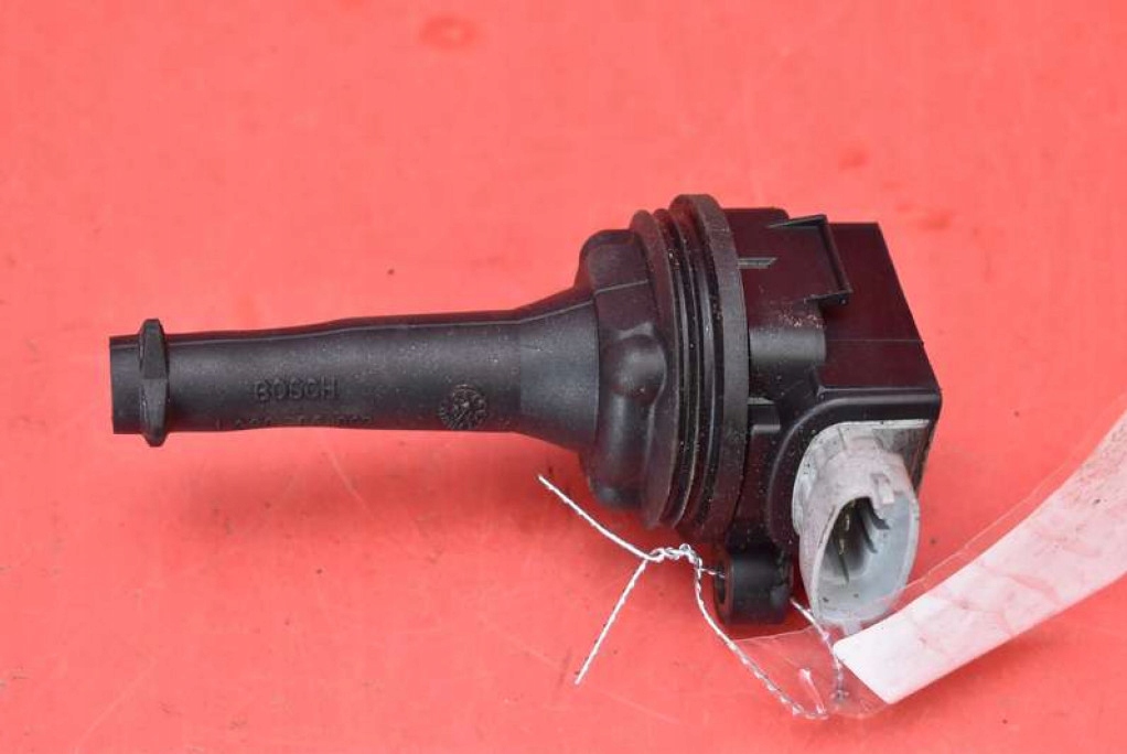 coil ignition 8677837 VOLVO V50 2.4 MT 170 KM 03-11