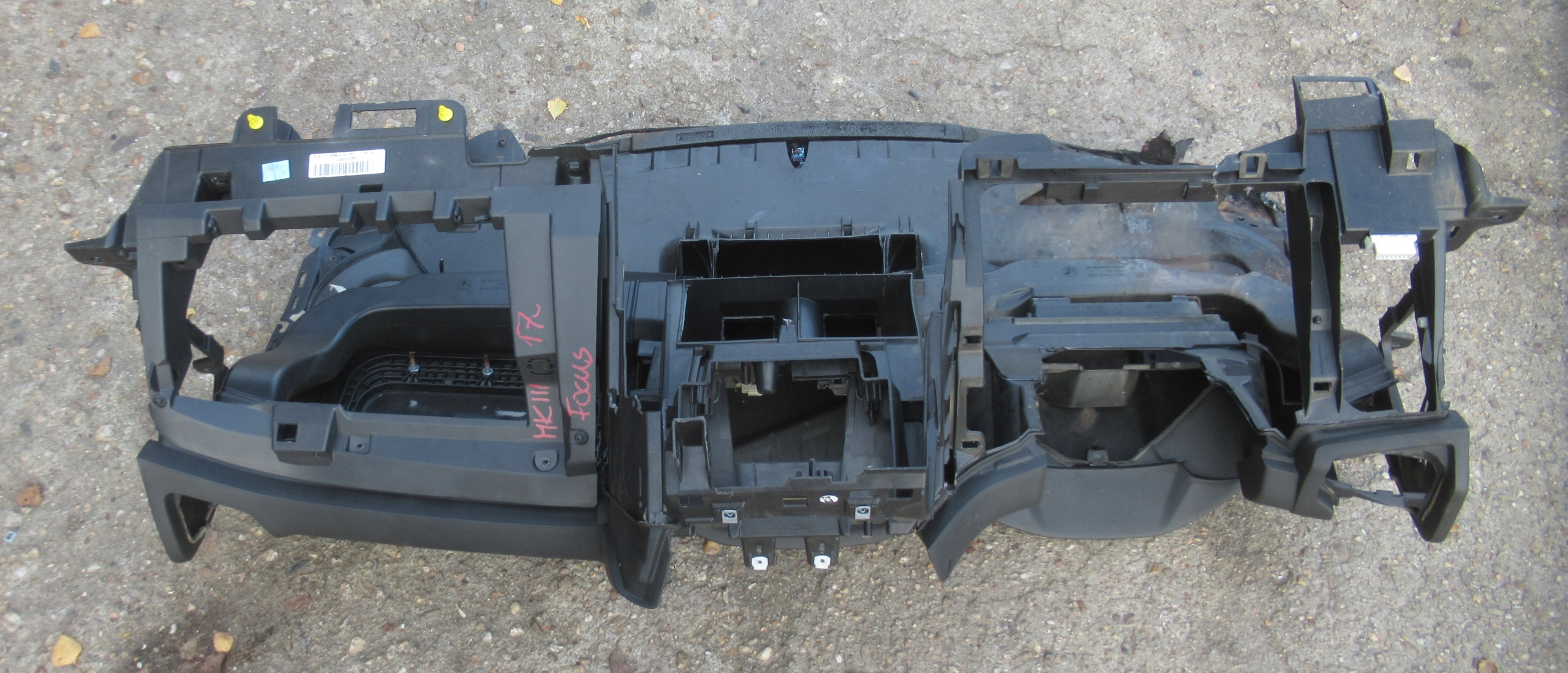 FORD FOCUS MK3 console dashboard 17R