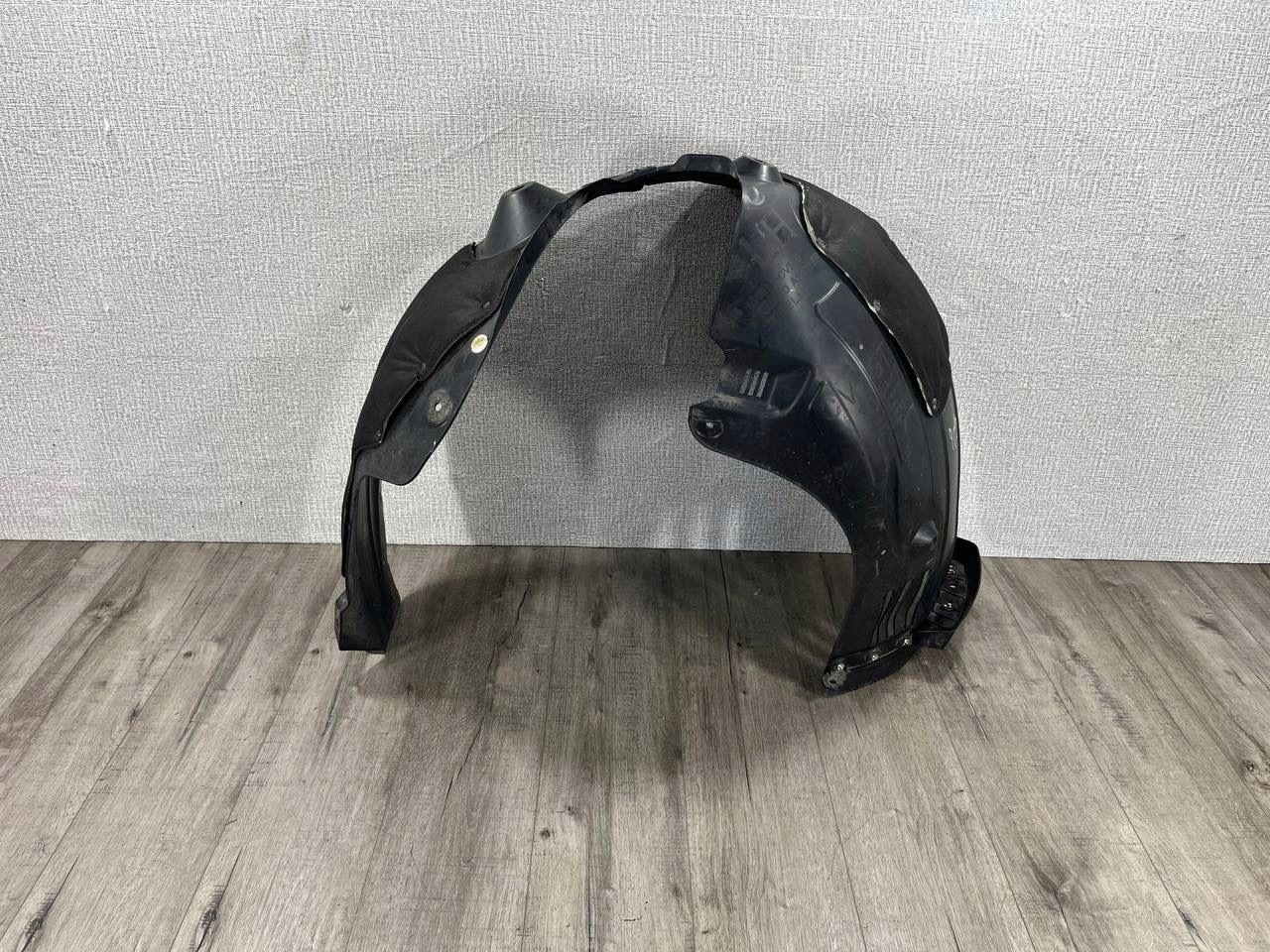 KIA EV6 GT GT-LINE 2021-> mudguard left front 86813-CV500