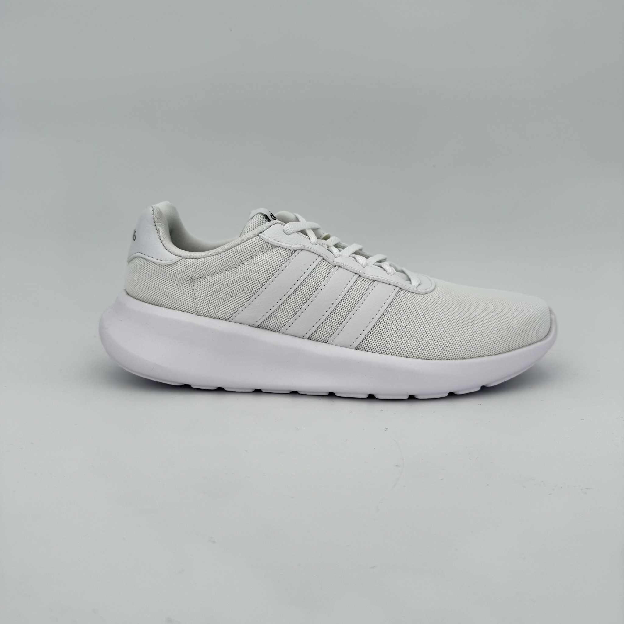 Sportovní boty Adidas Lite Racer 3.0 bílé velikost 39 1/3