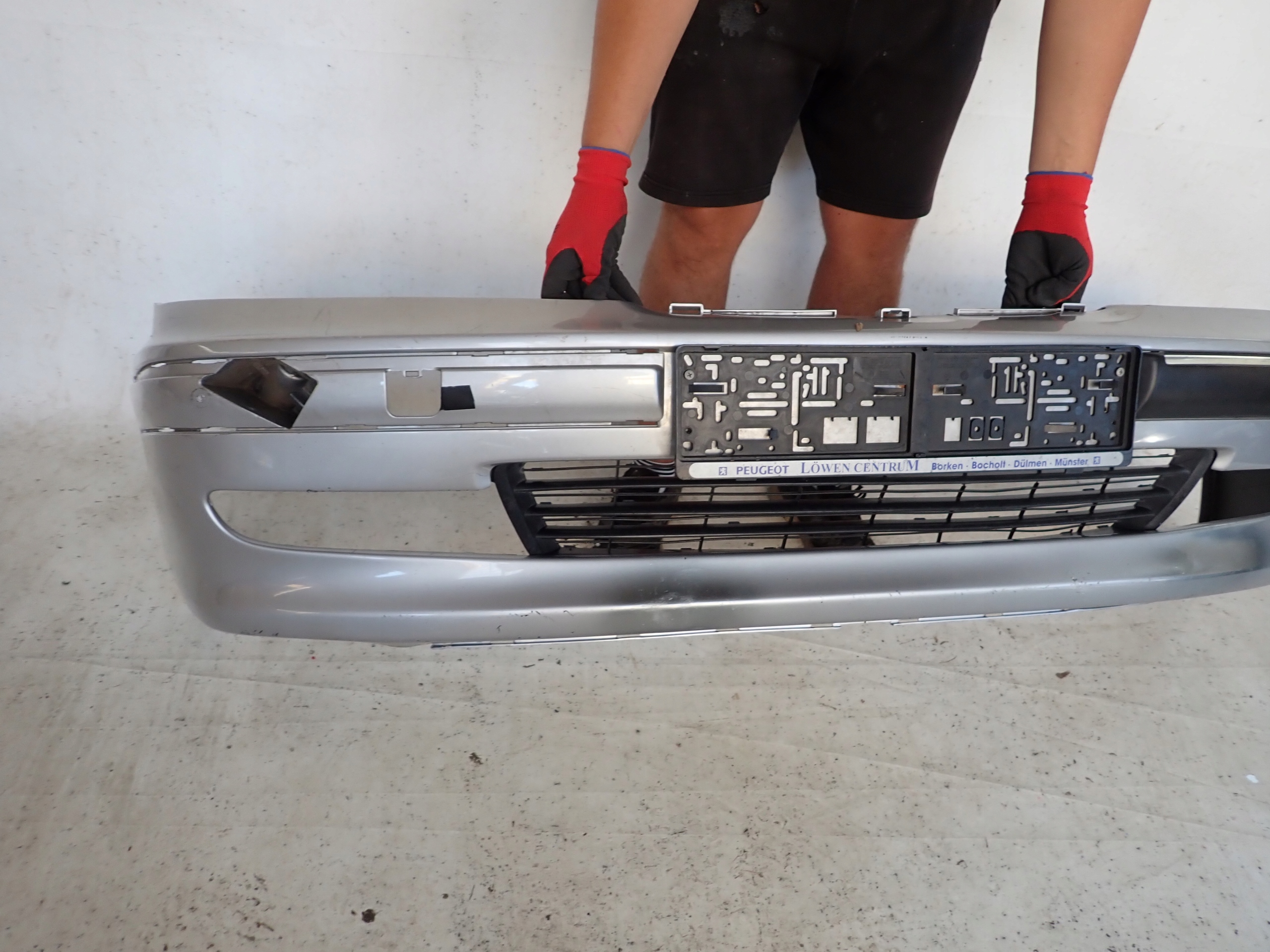 PEUGEOT 406 LIFT nárazník předek přední