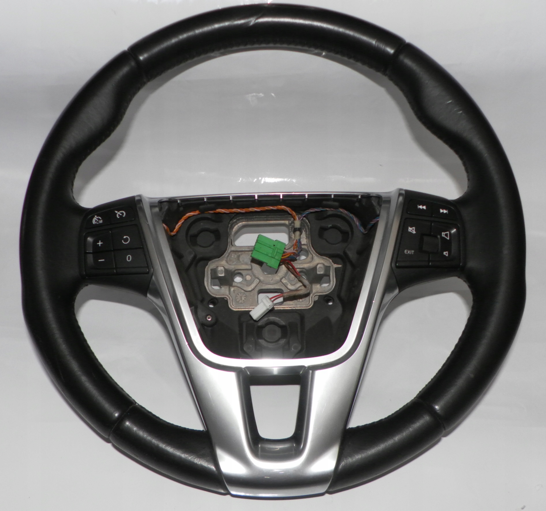 34110217A - Volvo V60 S60 V40 V70 Многофункциональное Рулевое Колесо