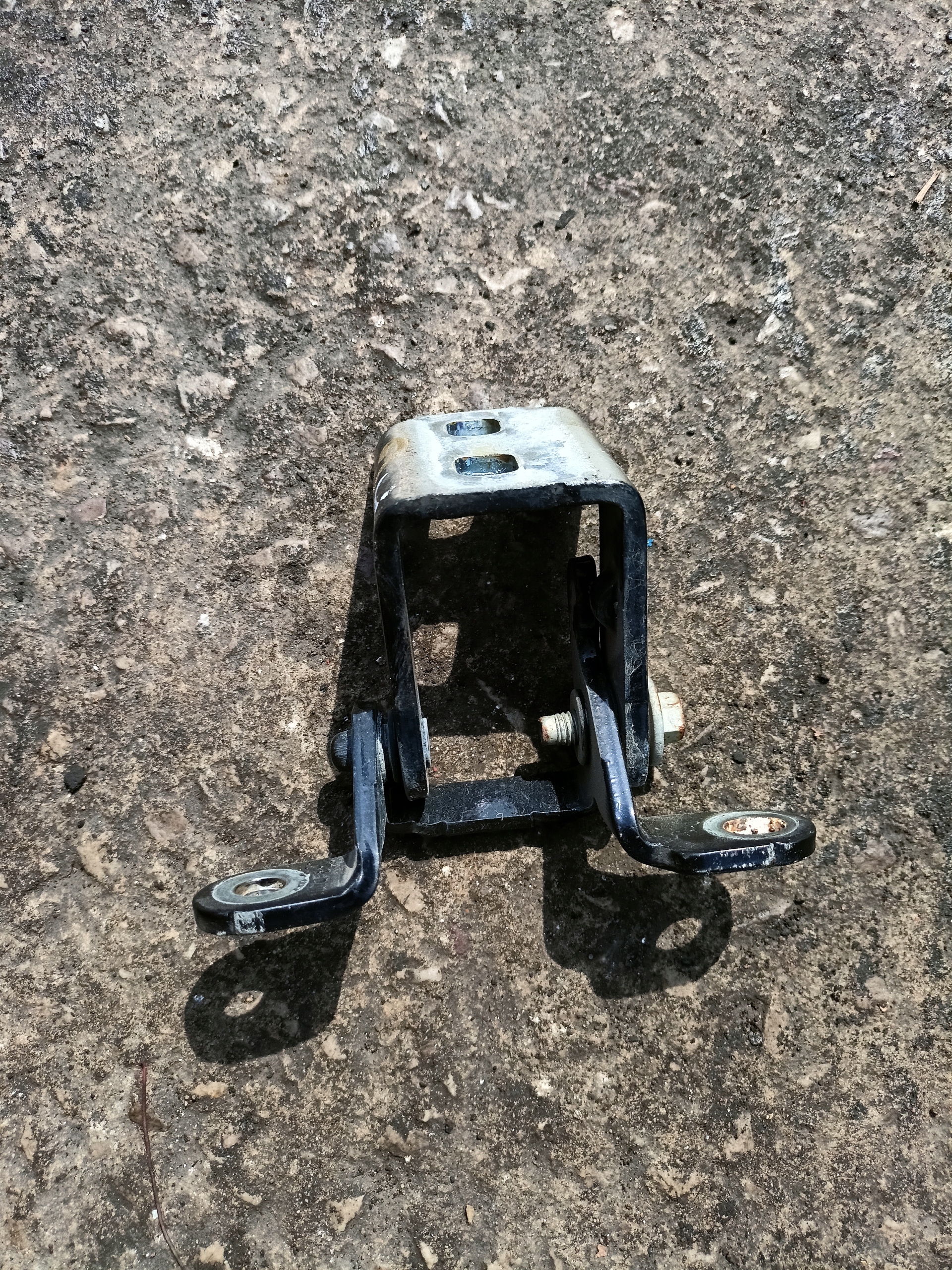 hinge door OPEL INSIGNIA left rear part upper Z20R
