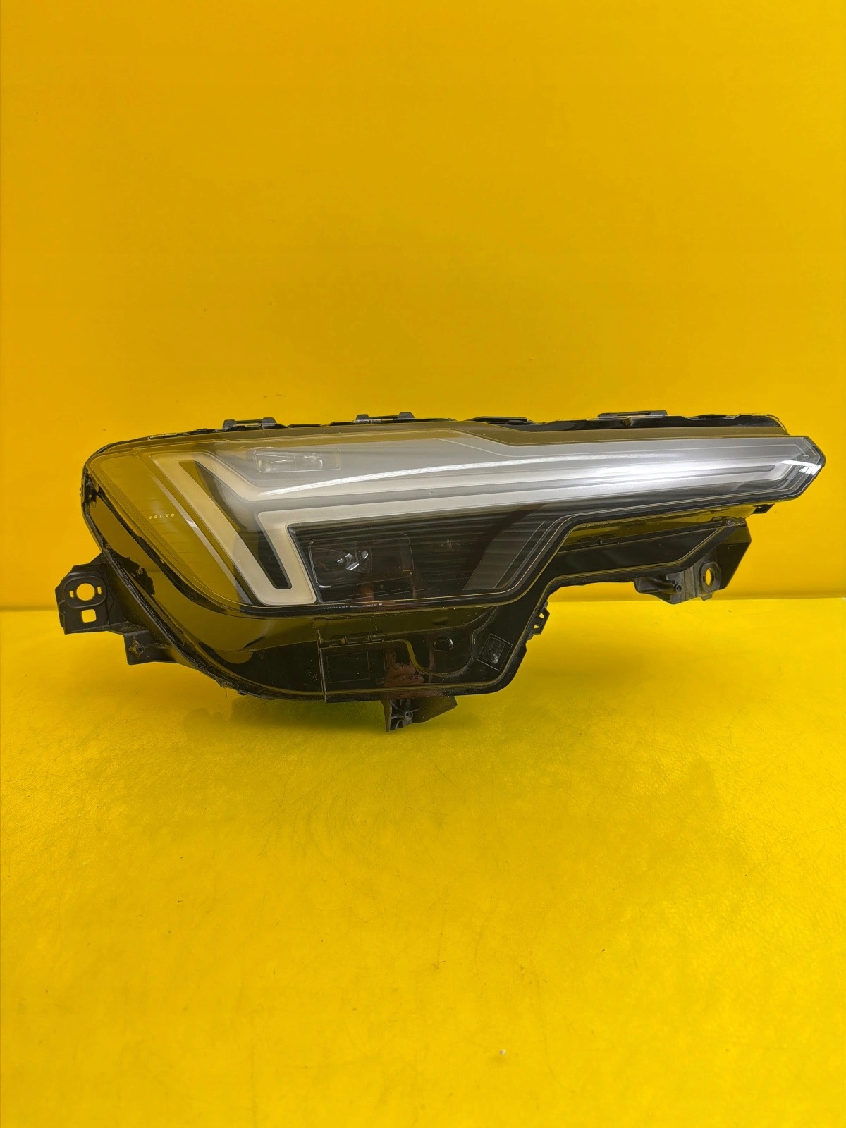 feu droit Volvo XC90 II 2025- Full Led 32365980