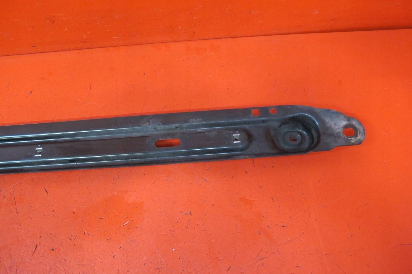 CITROEN DS5 sider pillar below radiator