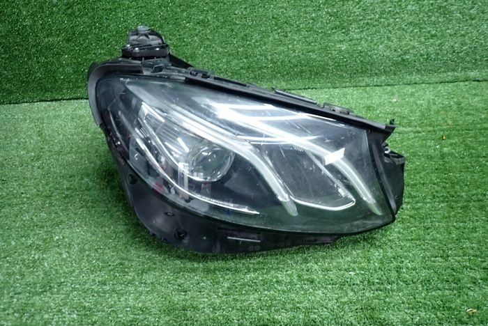 MERCEDES W213 213 E-KLASA LED PERFORMANCE 16-19 reflektor right light right